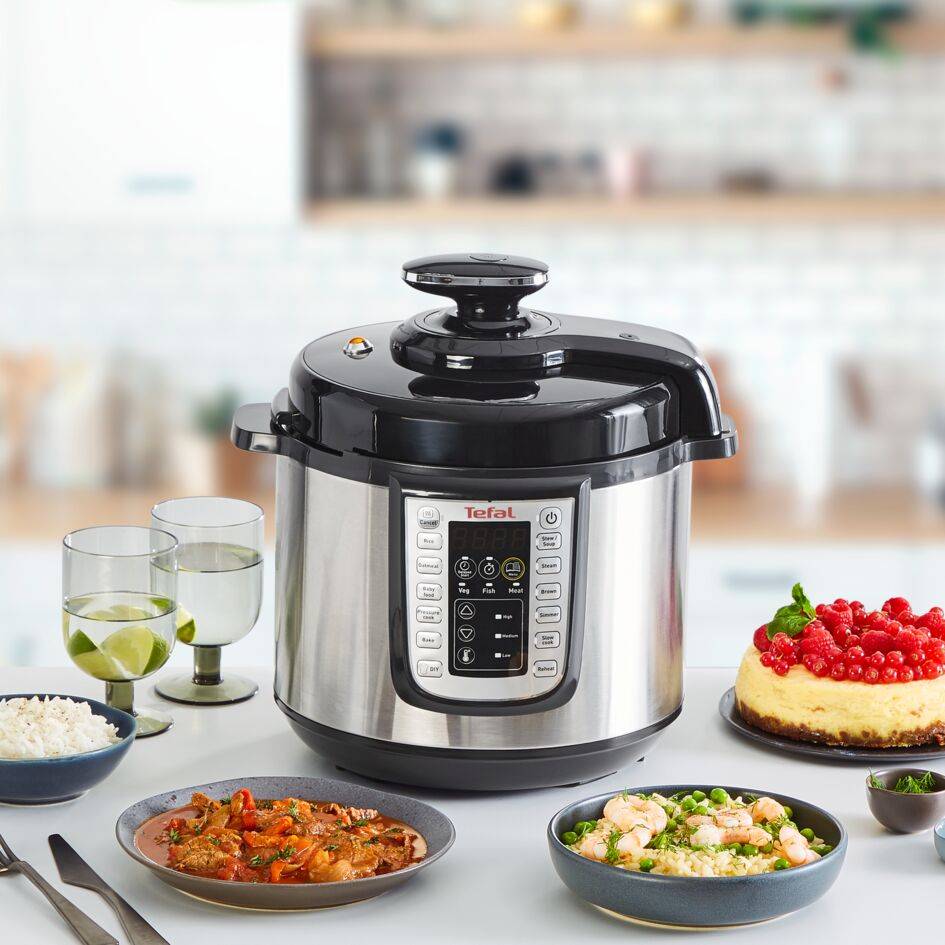 Multicooker TEFAL CORE RANGE CY505E