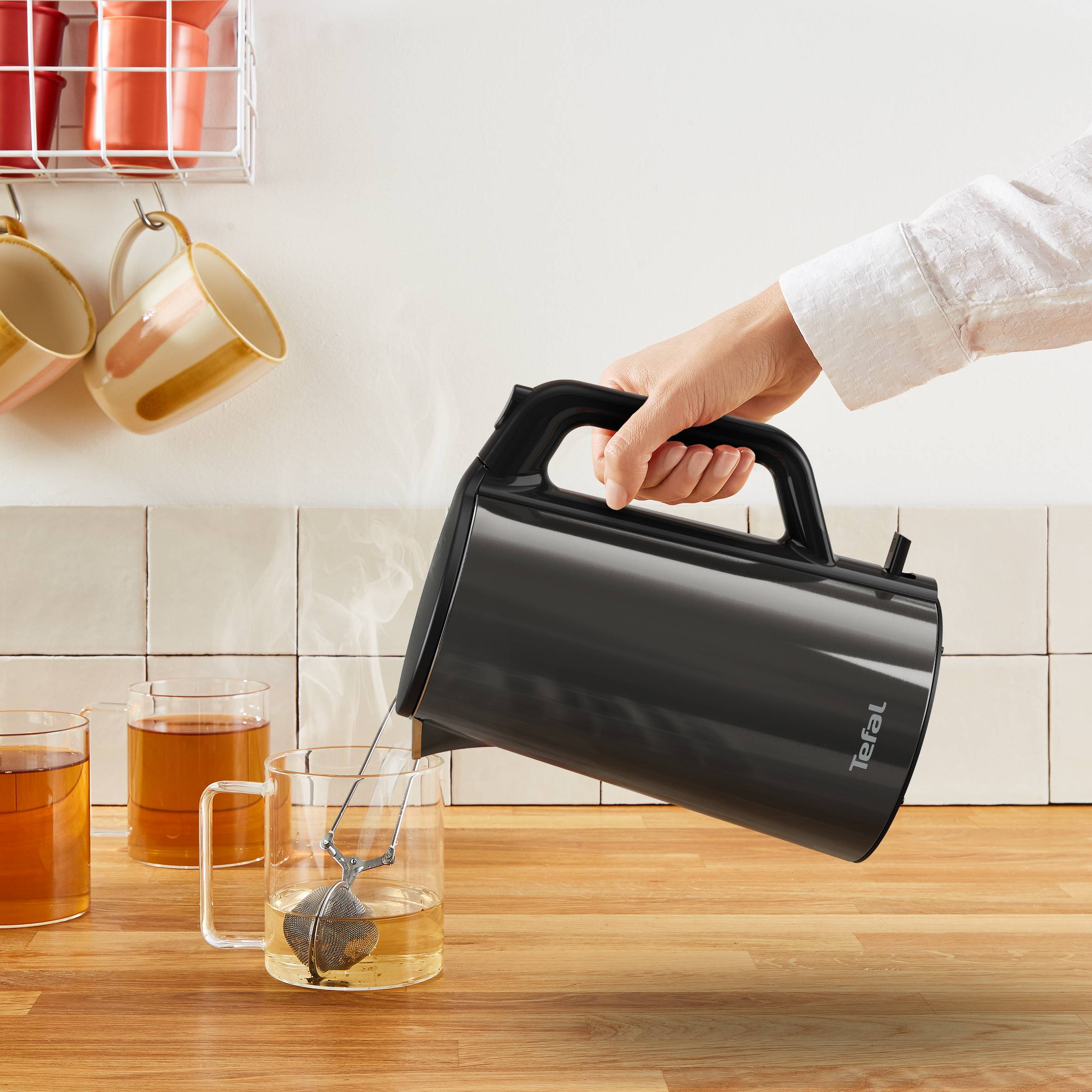 Czajnik elektryczny TEFAL DOUBLE LAYER 1,5l  KI583E10