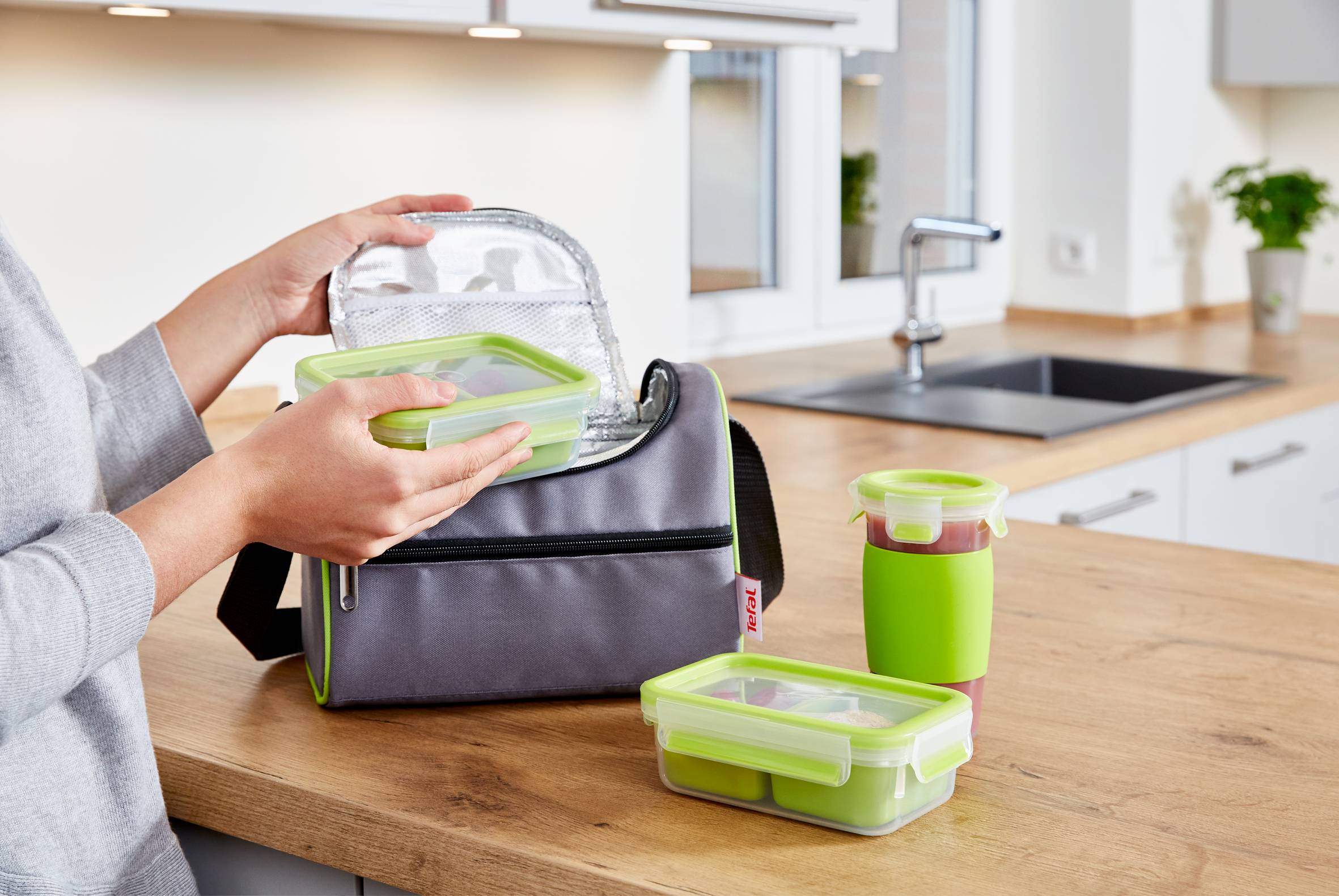 Pojemnik lunchbox TEFAL MASTERSEAL&GO 1L