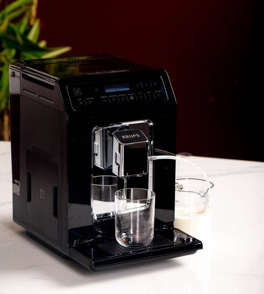 Ekspres ciśnieniowy do kawy KRUPS EVIDENCE ESSENTIAL EA8908 (czarny)
