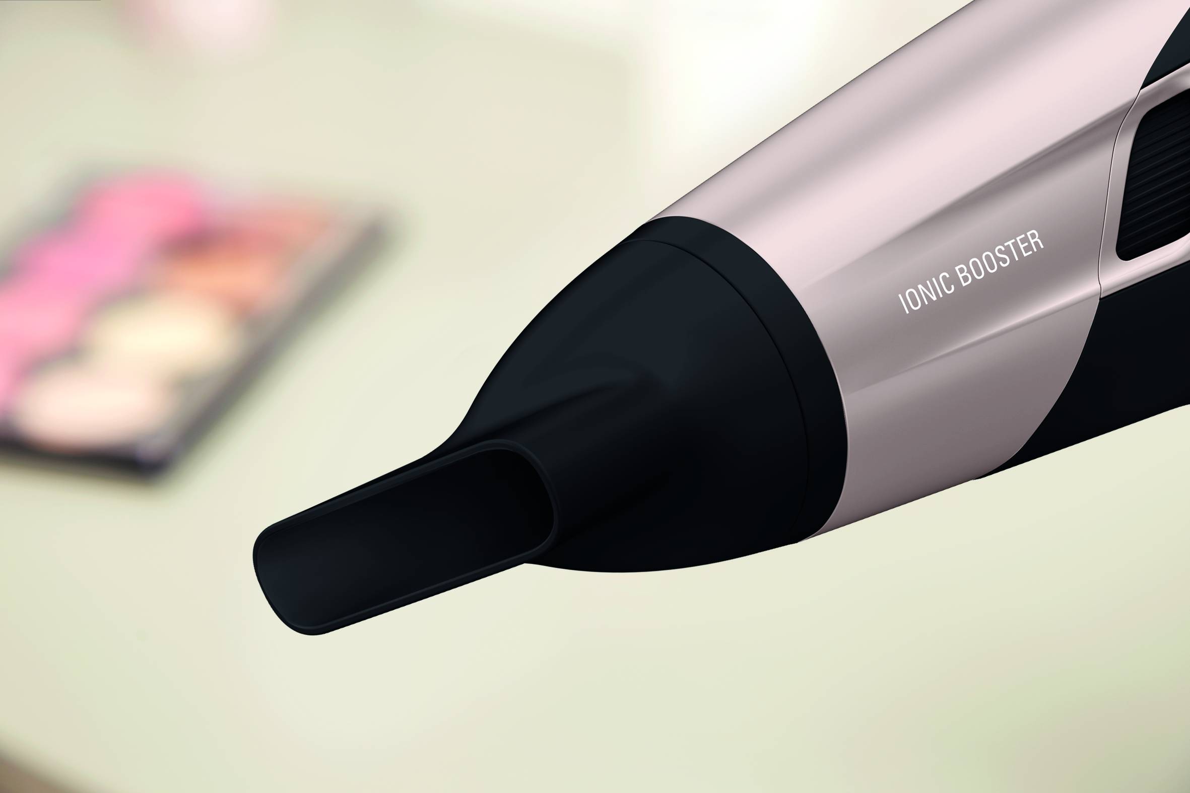 Suszarka do włosów ROWENTA Studio Dry Glow CV5831