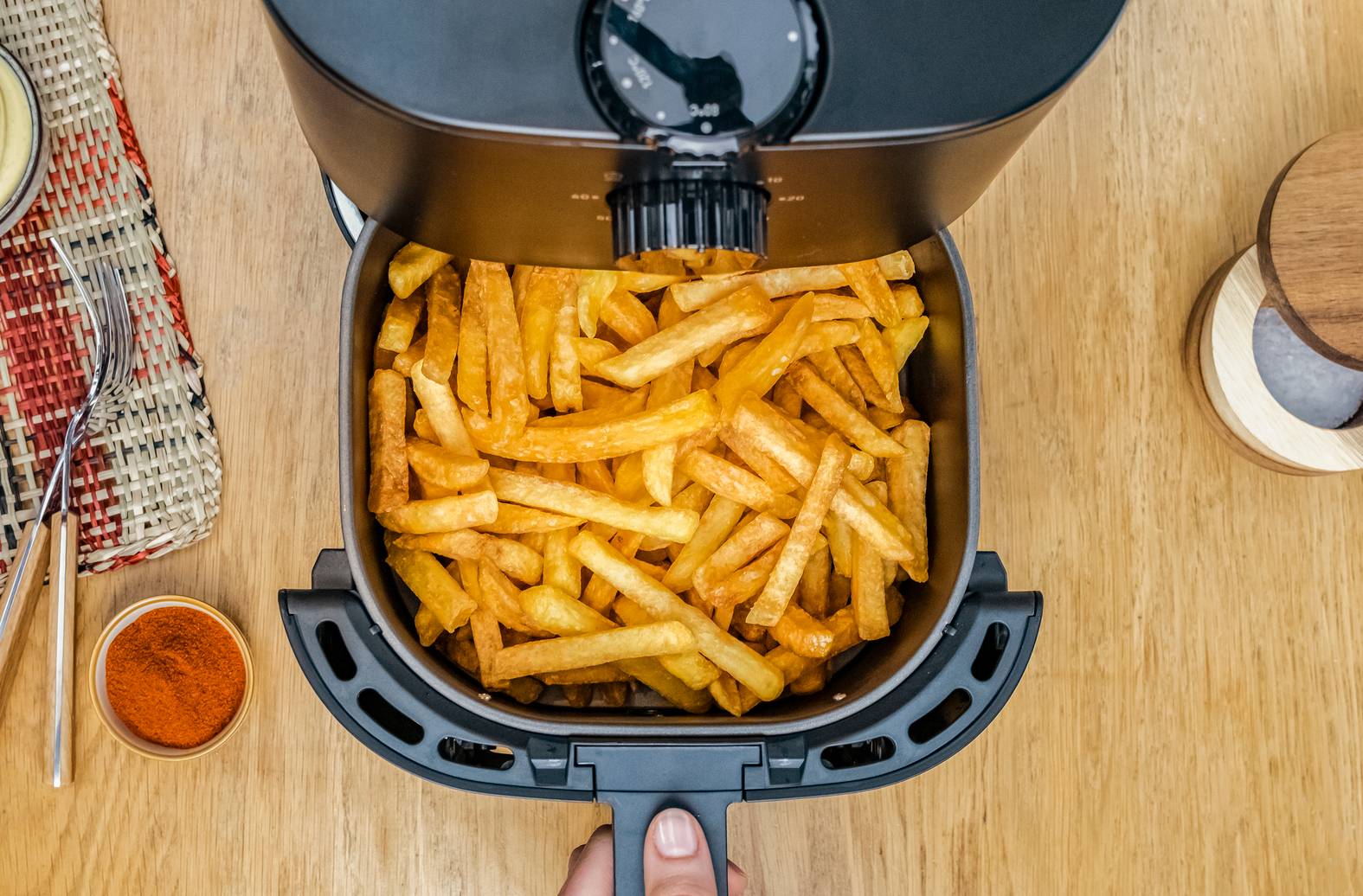 Frytkownica beztłuszczowa, Tefal Easy Fry Essential EY1308, pojemność 3,5 l, kompaktowa