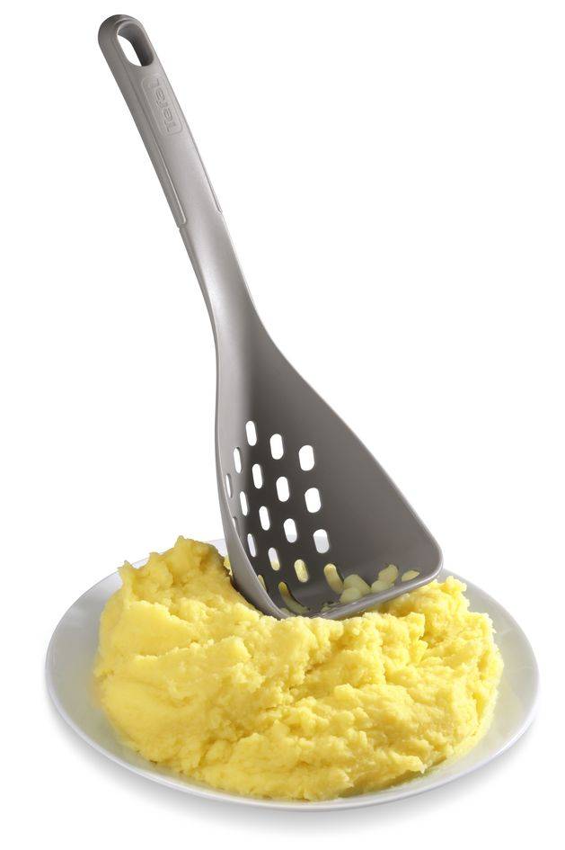 Łyżka szumówka i tłuczek do ziemniaków K0260314