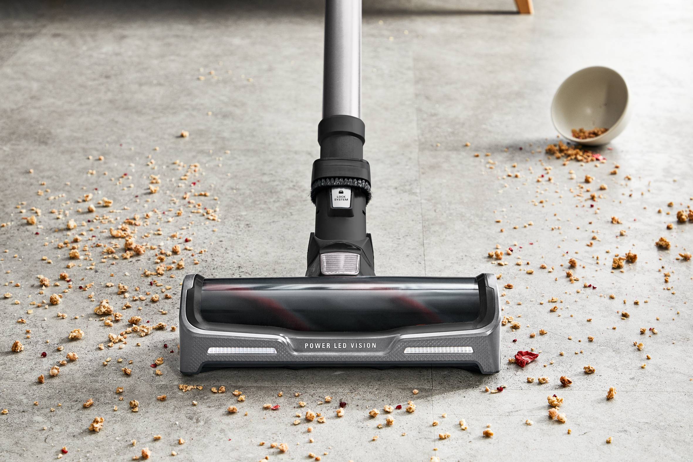 ODKURZACZ XFORCE 14.60 CZARNY TY9958WO