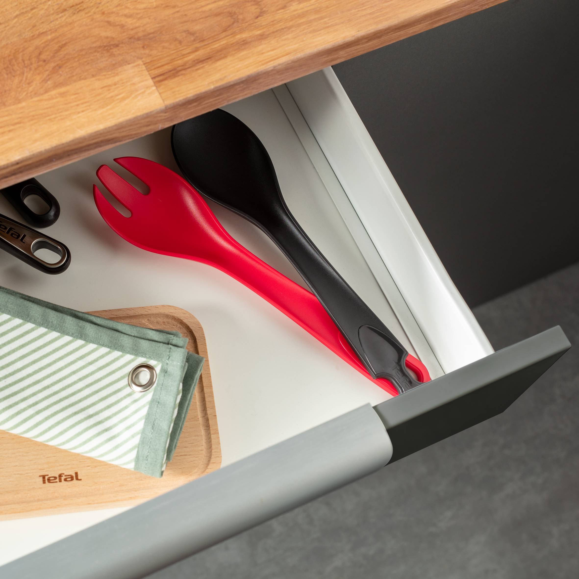 Szczypce do sałaty TEFAL INGENIO