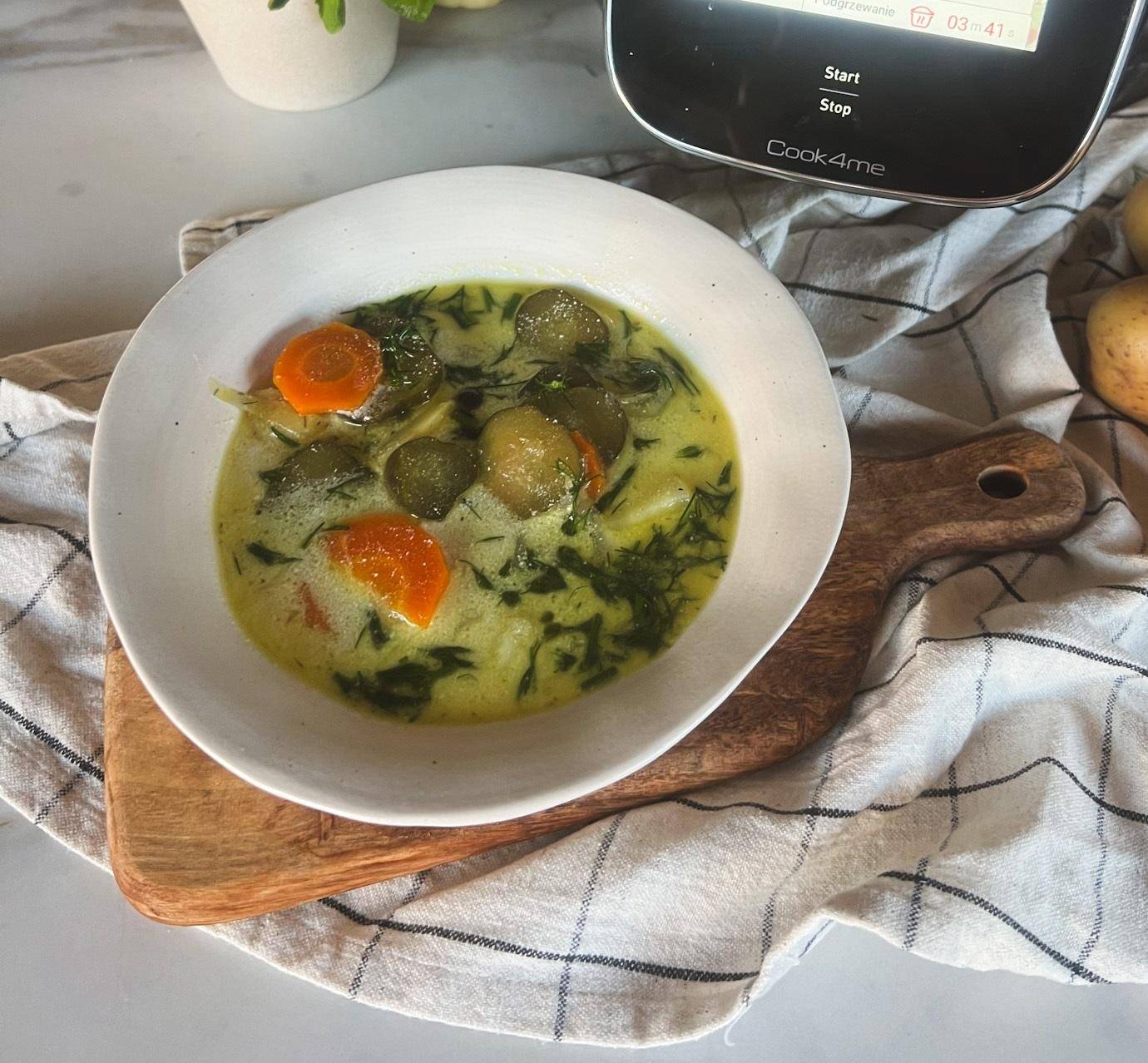 Aromatyczna zupa ogórkowa wg Pati - przepisy Cook4Me | Tefal