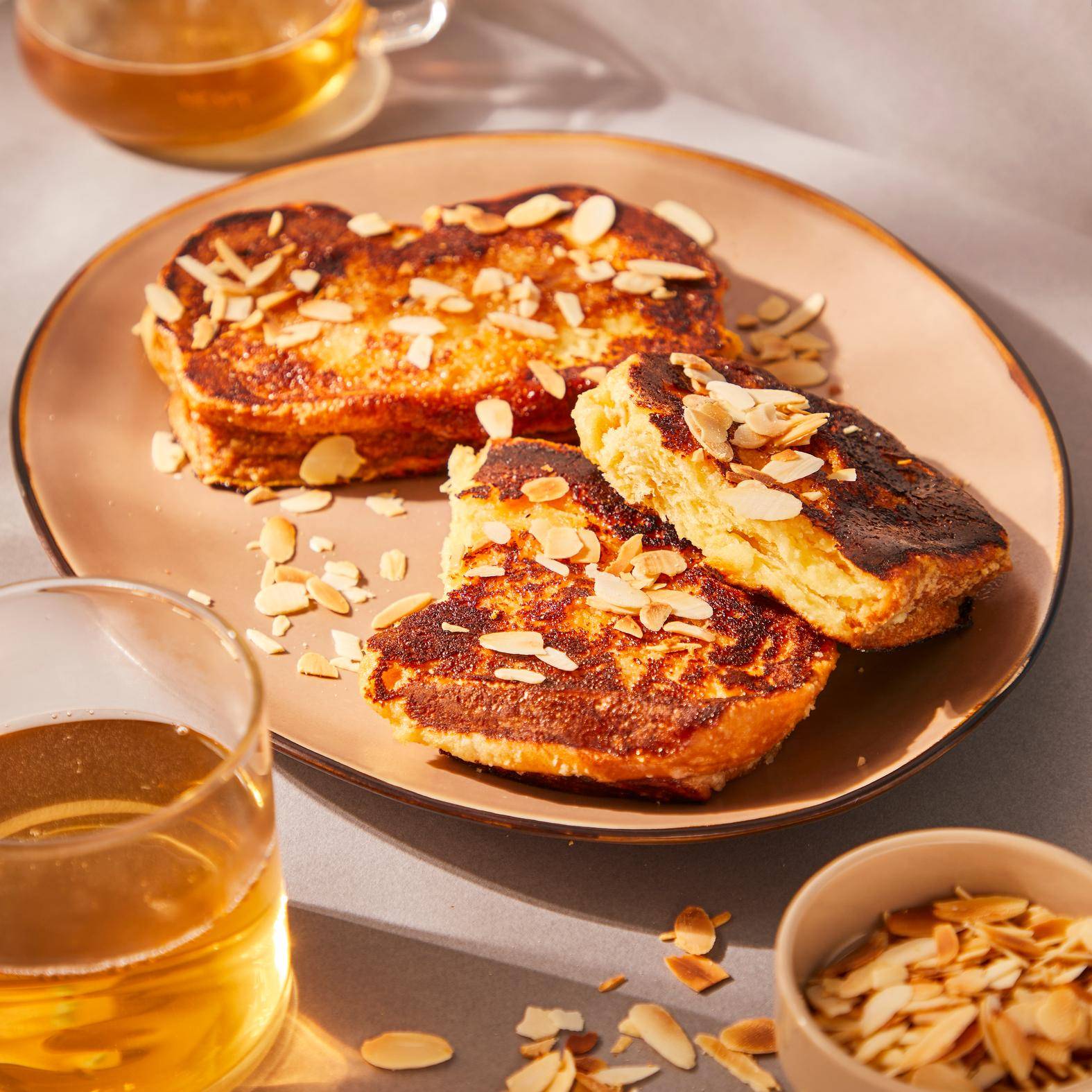 Tosty francuskie z migdałami i kwiatem pomarańczy - przepisy Snack Collection MECHANICAL | Tefal