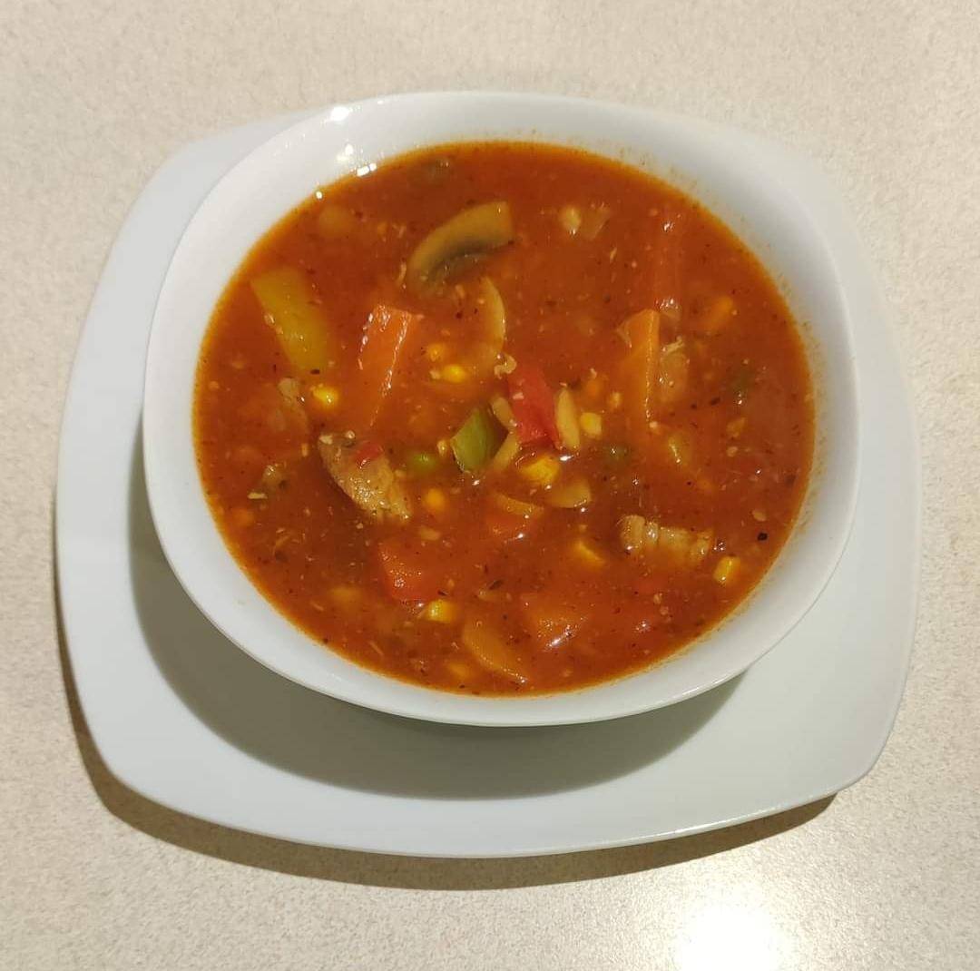 Zupa gulaszowa z karczku z pieczarkami od Łysego - przepisy Cookeo V3 | Tefal