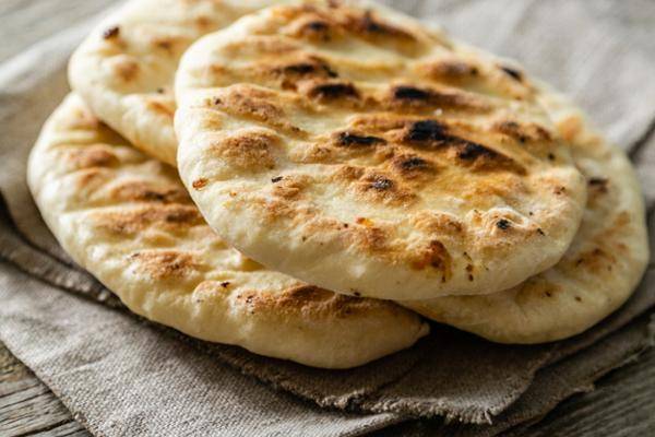 Domowe naan z serem - przepisy Patelnie i Garnki | Tefal