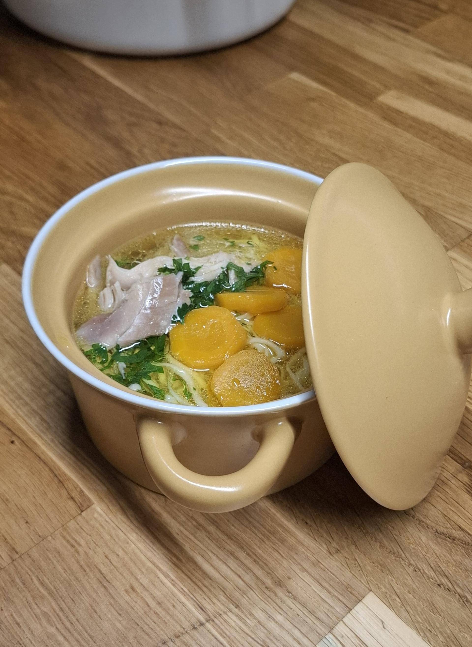 Rosół z perliczki - przepisy Cook4Me | Tefal