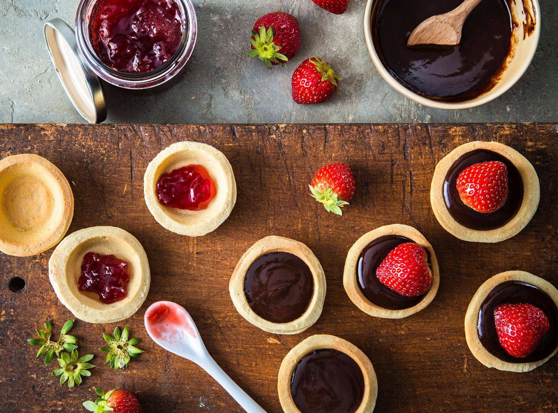 Truskawkowo-czekoladowe tarteletki - przepisy Cake Factory | Tefal