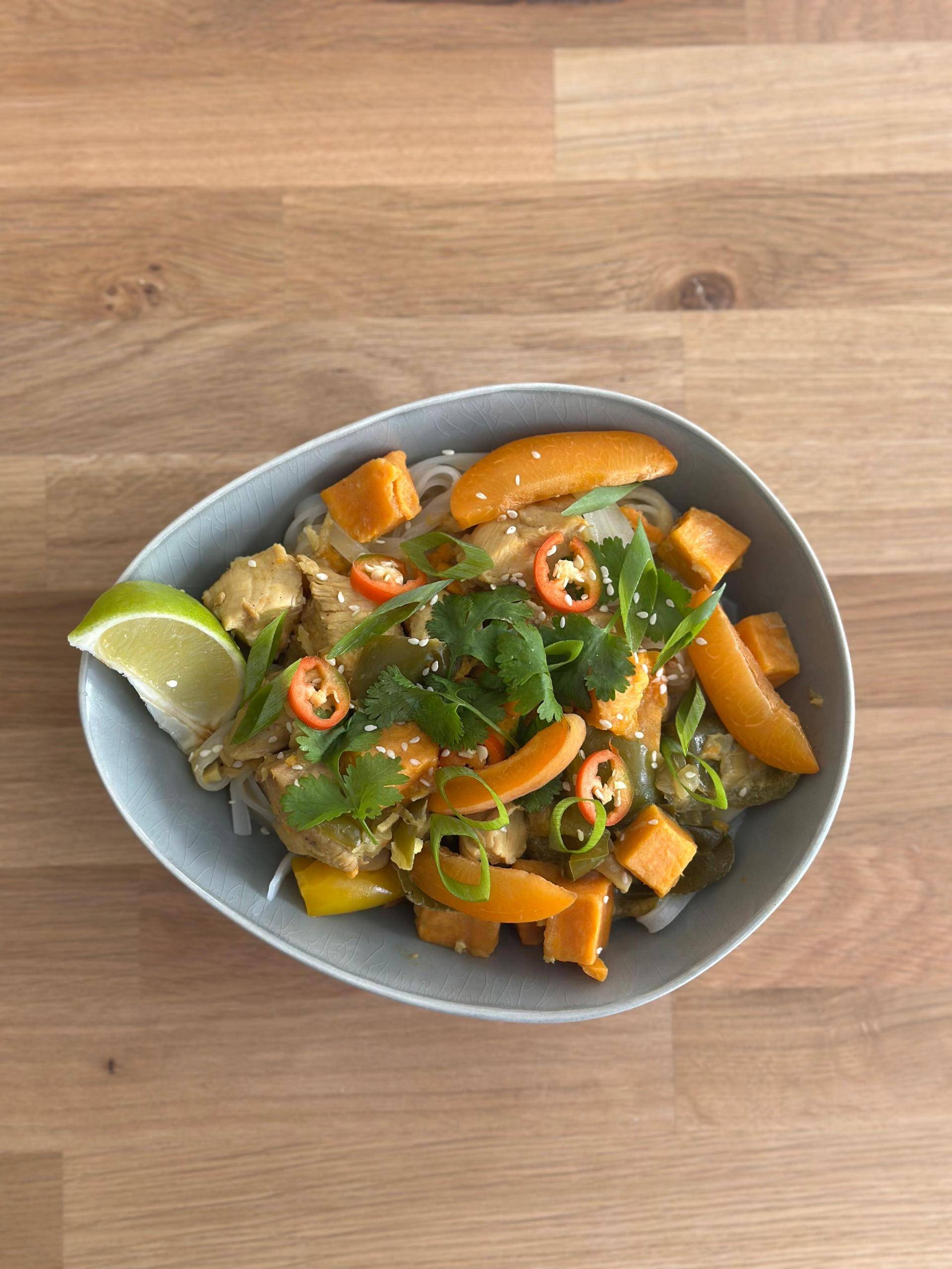 Zielone curry z kurczakiem - przepisy Cook4Me | Tefal