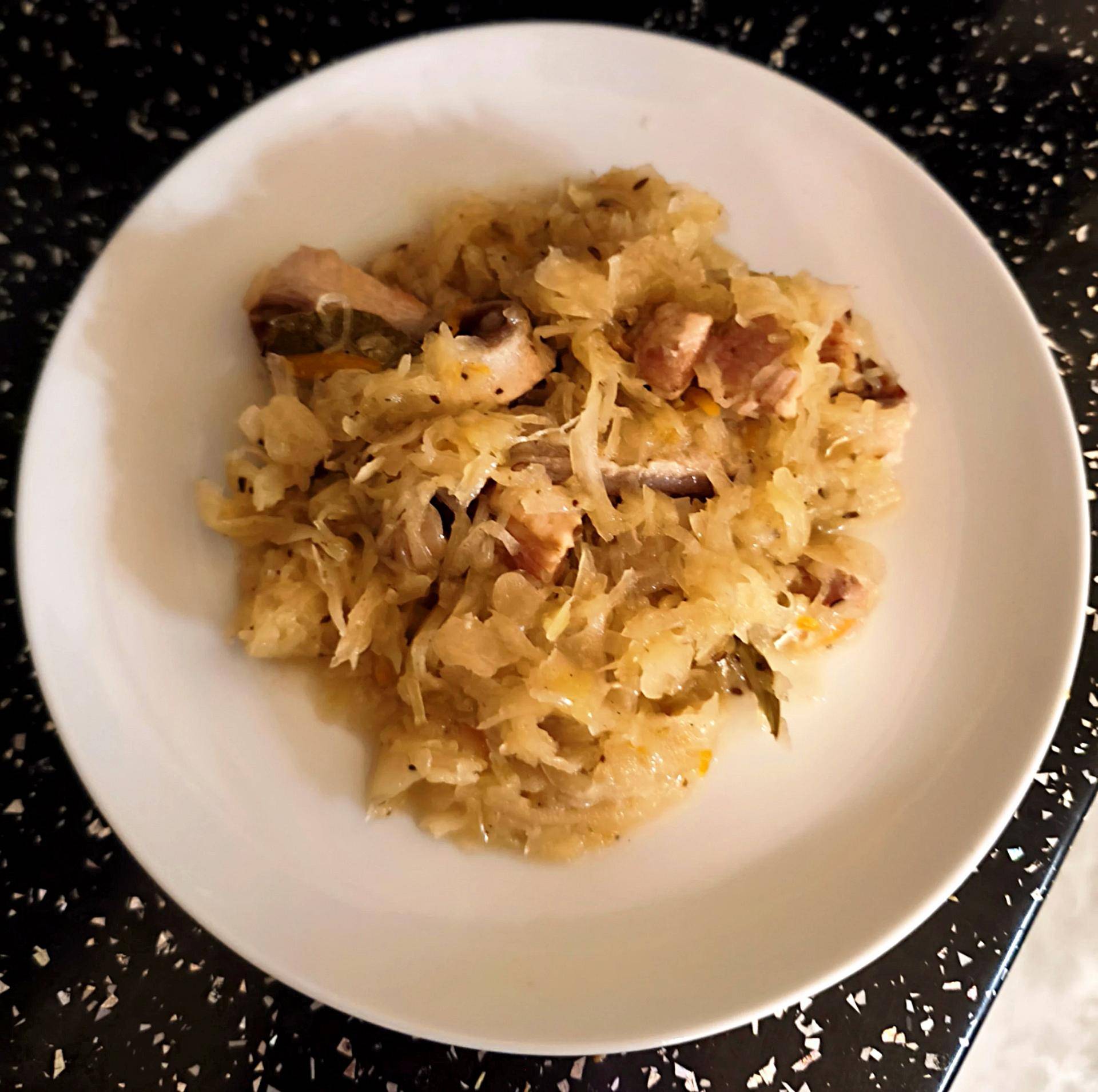 Kapusta kiszona duszona z boczkiem - przepisy Cookeo V3 | Tefal