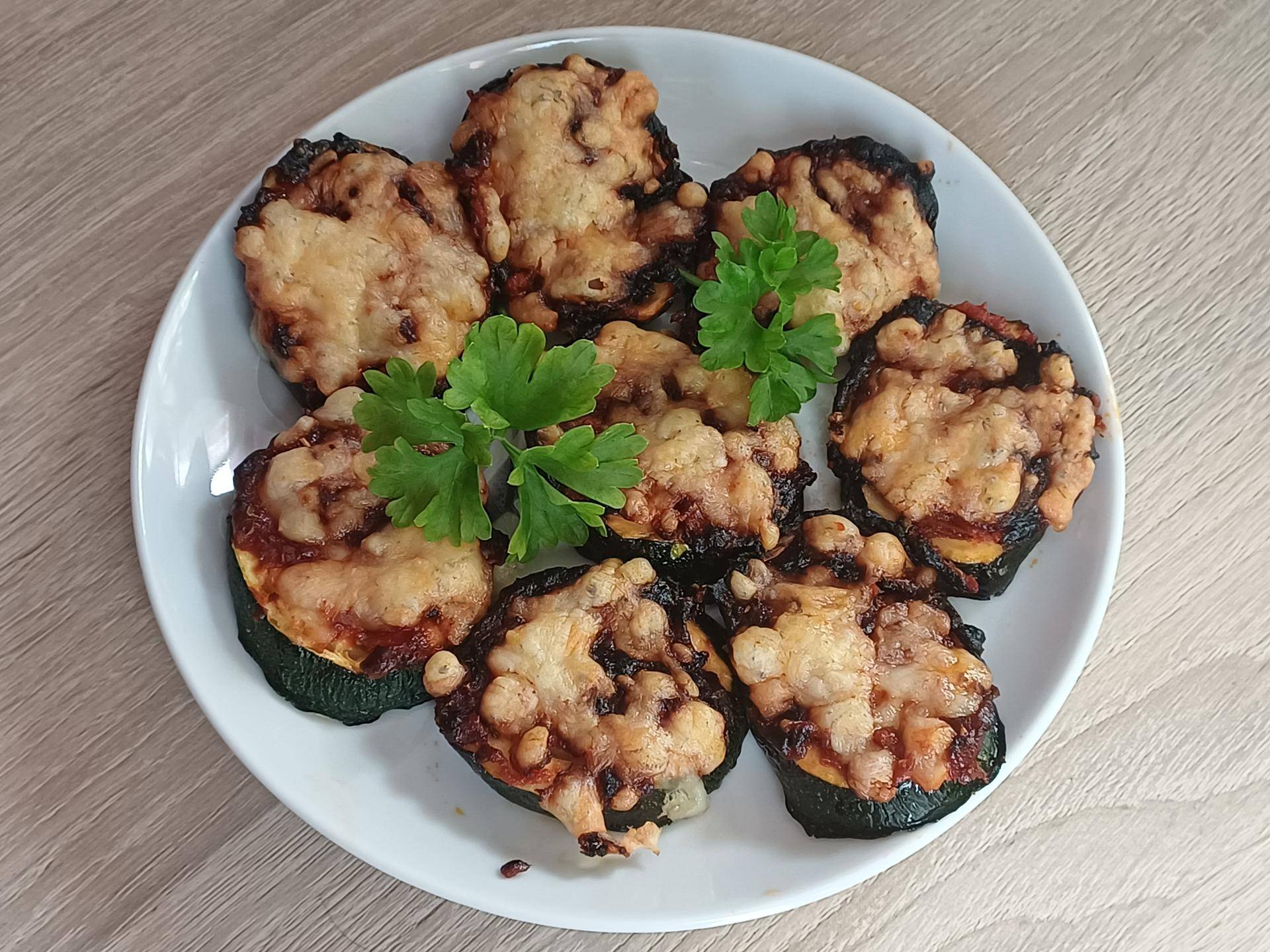 Pizzerinki z cukinii - przepisy Cook4Me | Tefal