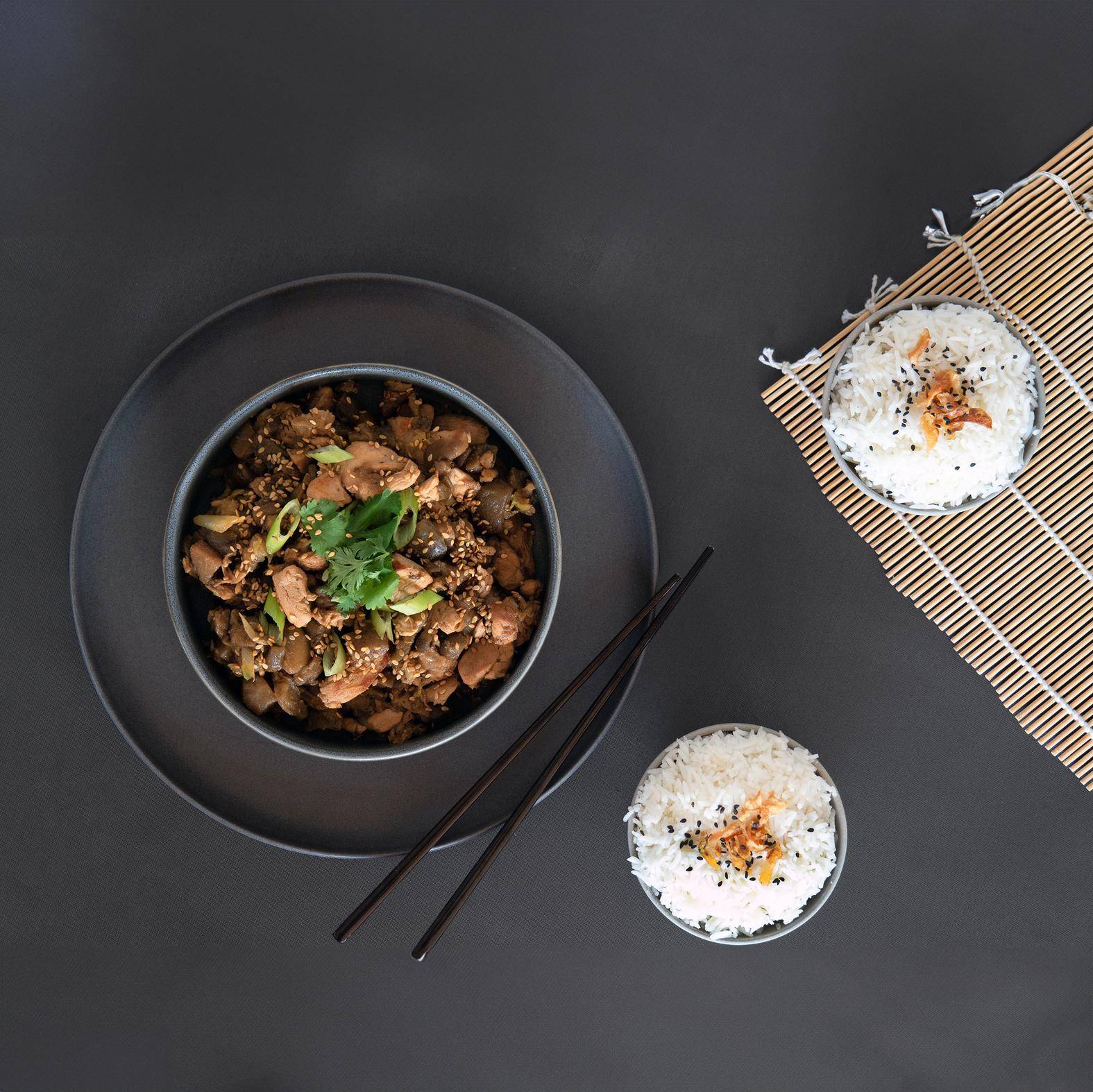 Kurczak i bakłażan teriyaki - przepisy Patelnie i Garnki | Tefal