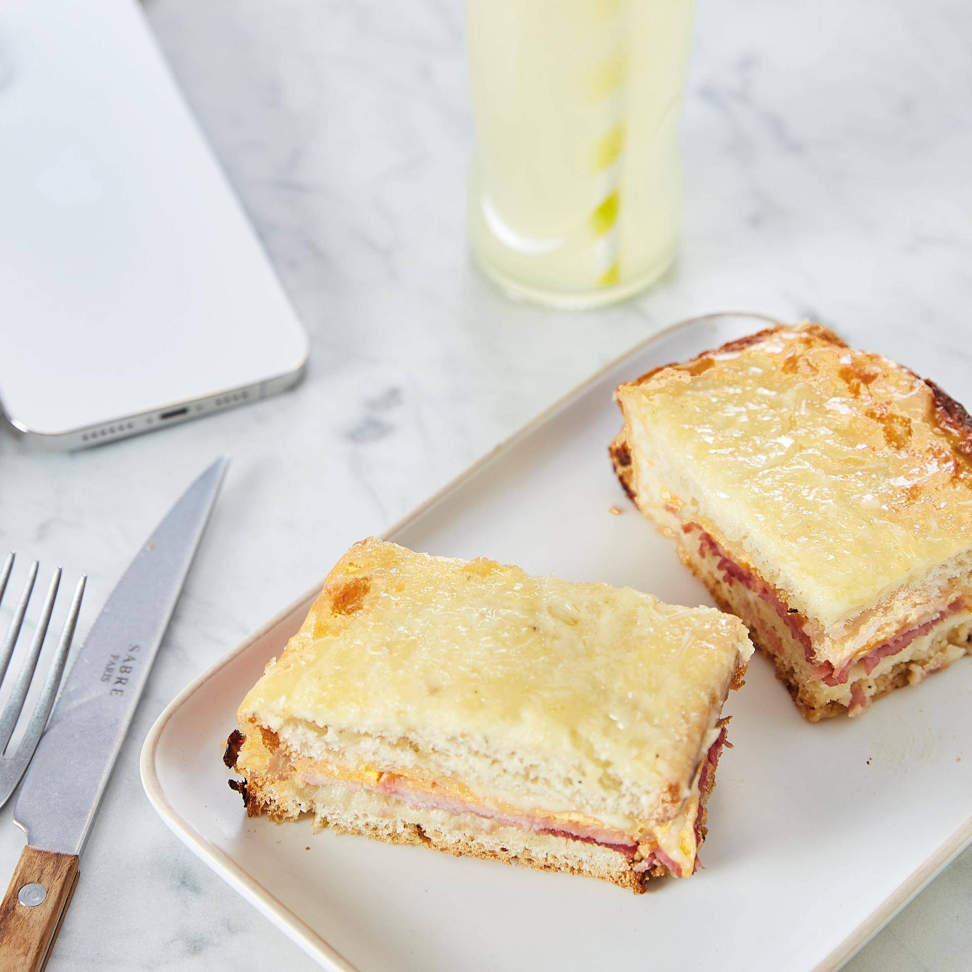Grillowany ser z szynką - przepisy Easy Fry Compact | Tefal