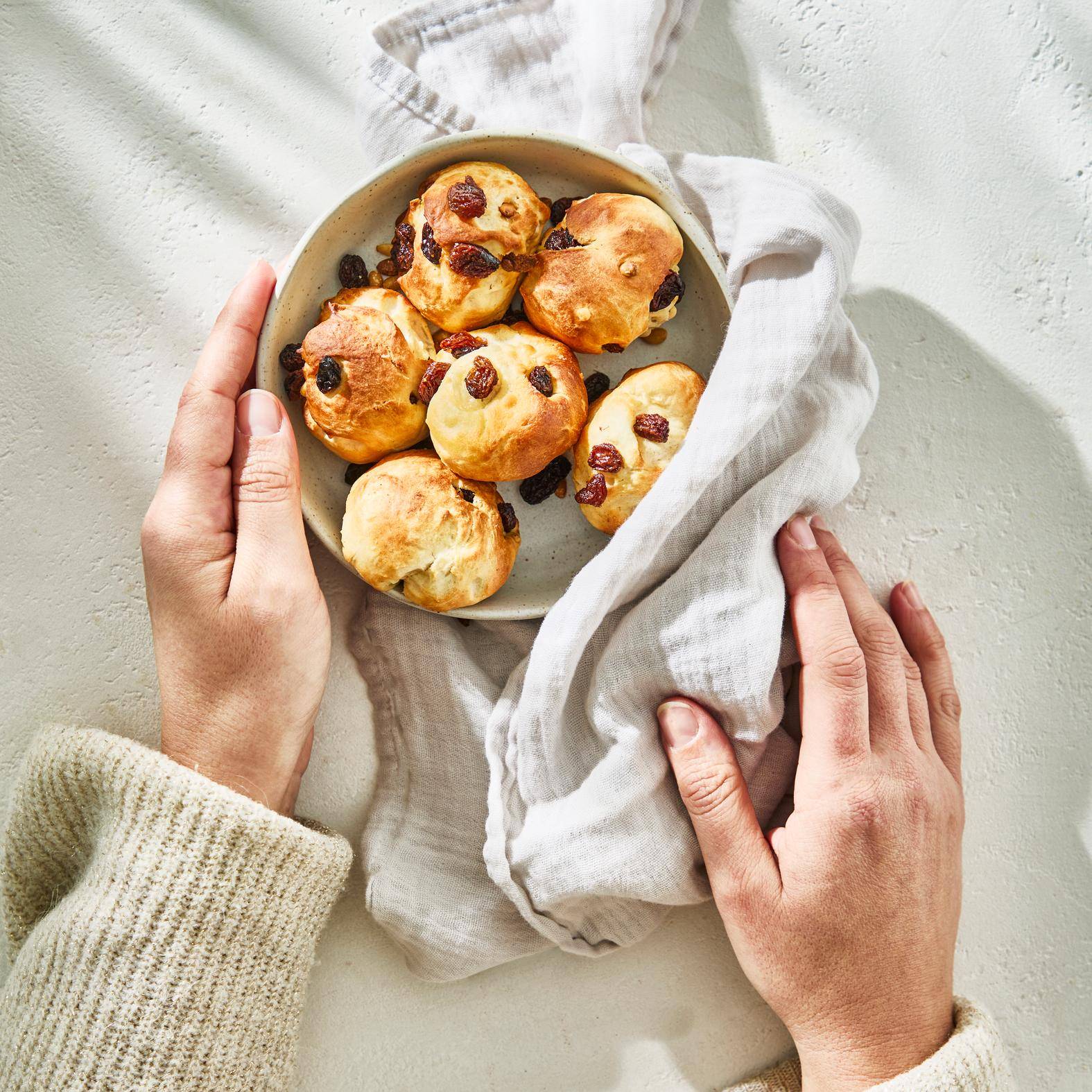Włoskie pączki z rodzynkami - przepisy Easy Fry Max | Tefal