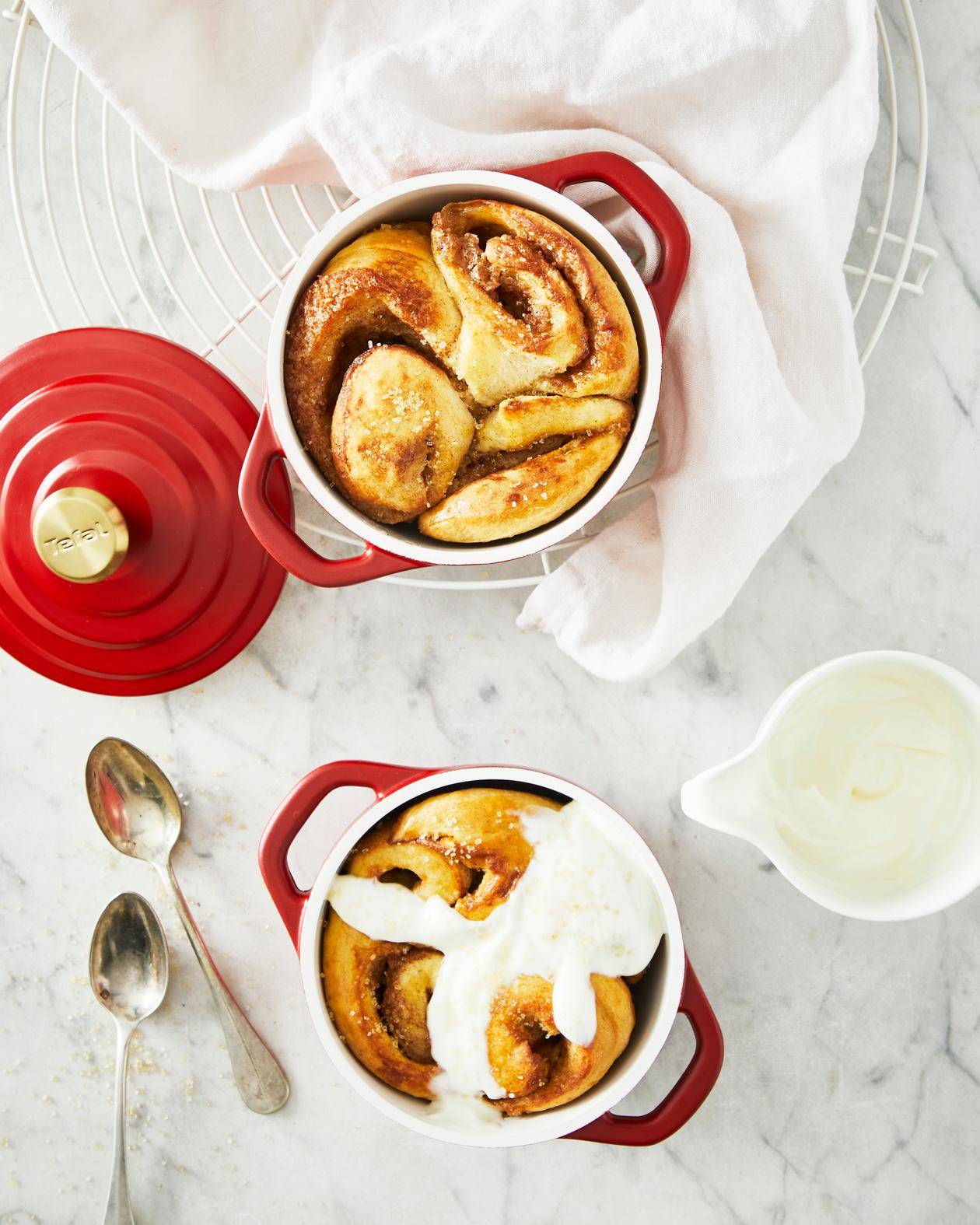 Zawijane cynamonki - przepisy Patelnie i Garnki | Tefal