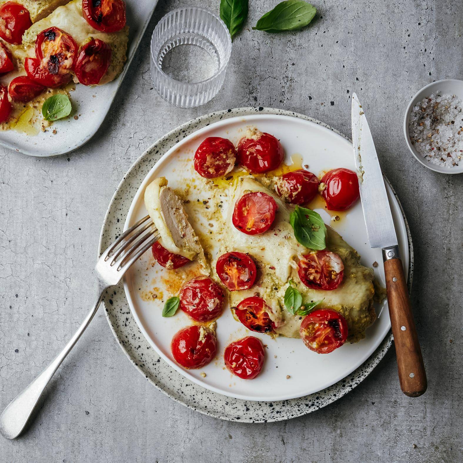 Trójkolorowy kurczak z pesto - przepisy OptiGrill 2in1 | Tefal