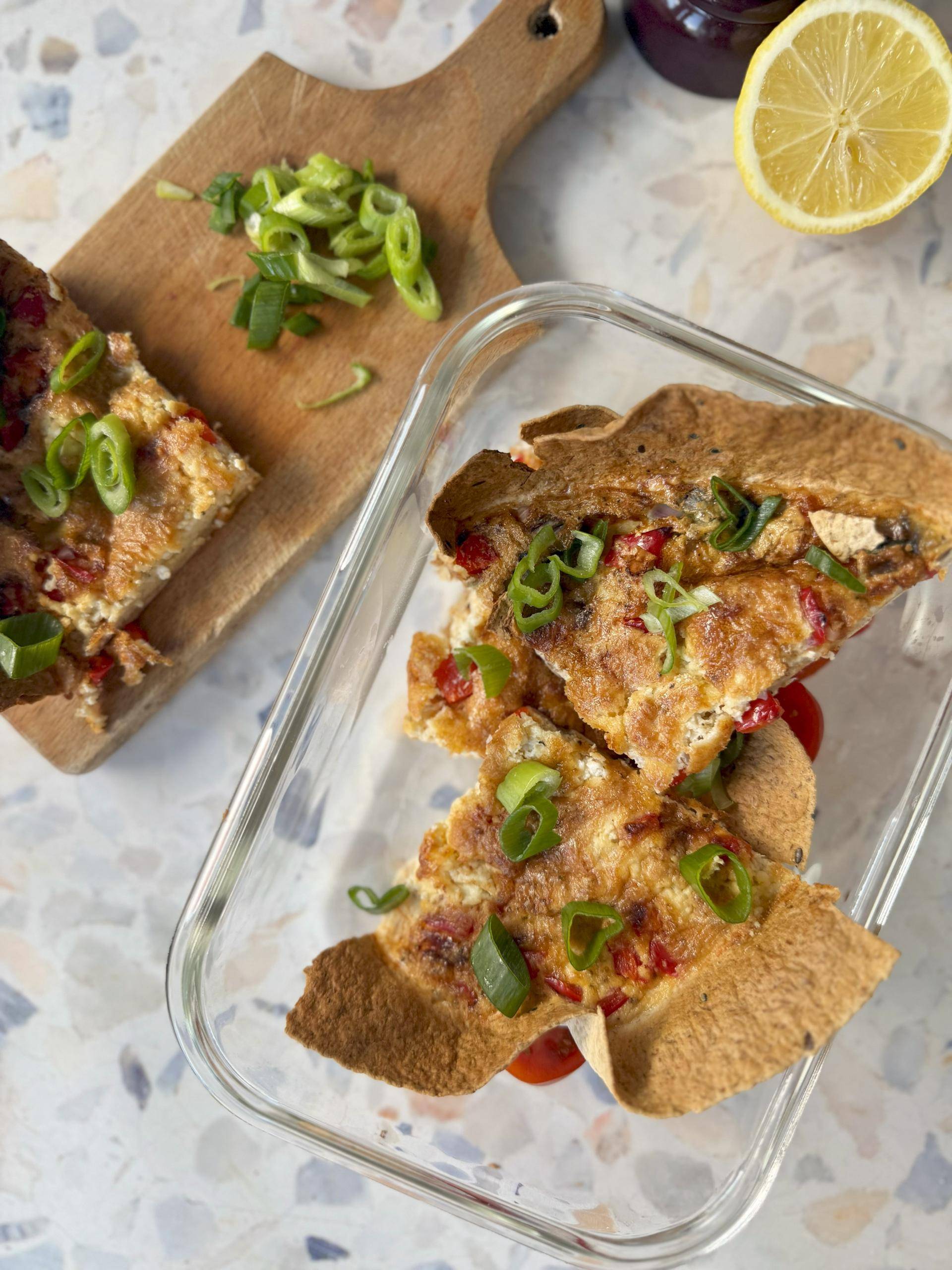 Tortilla z jajkiem, warzywami i serem feta - przepisy EASY FRY & GRILL 2 in 1 MECHANICAL | Tefal