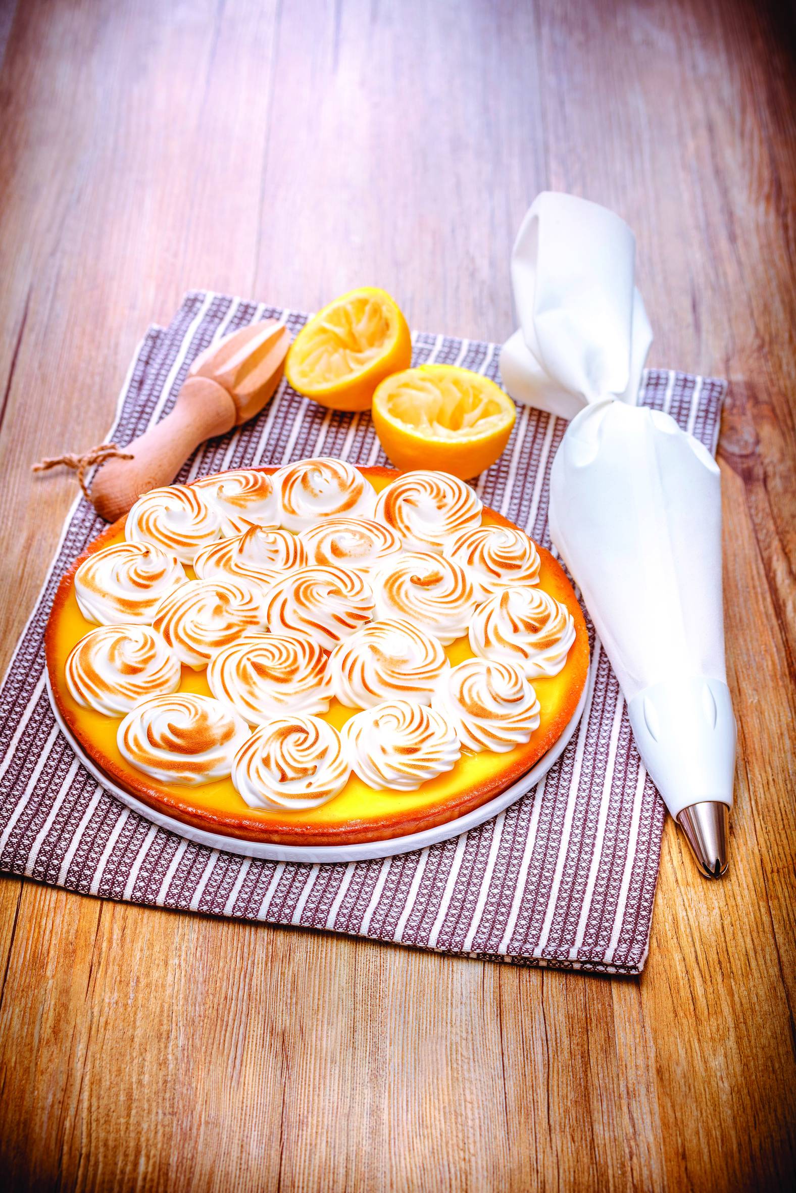 Tarta cytrynowa z bezą - przepisy Kitchen Machines Touch/Touch + | Tefal