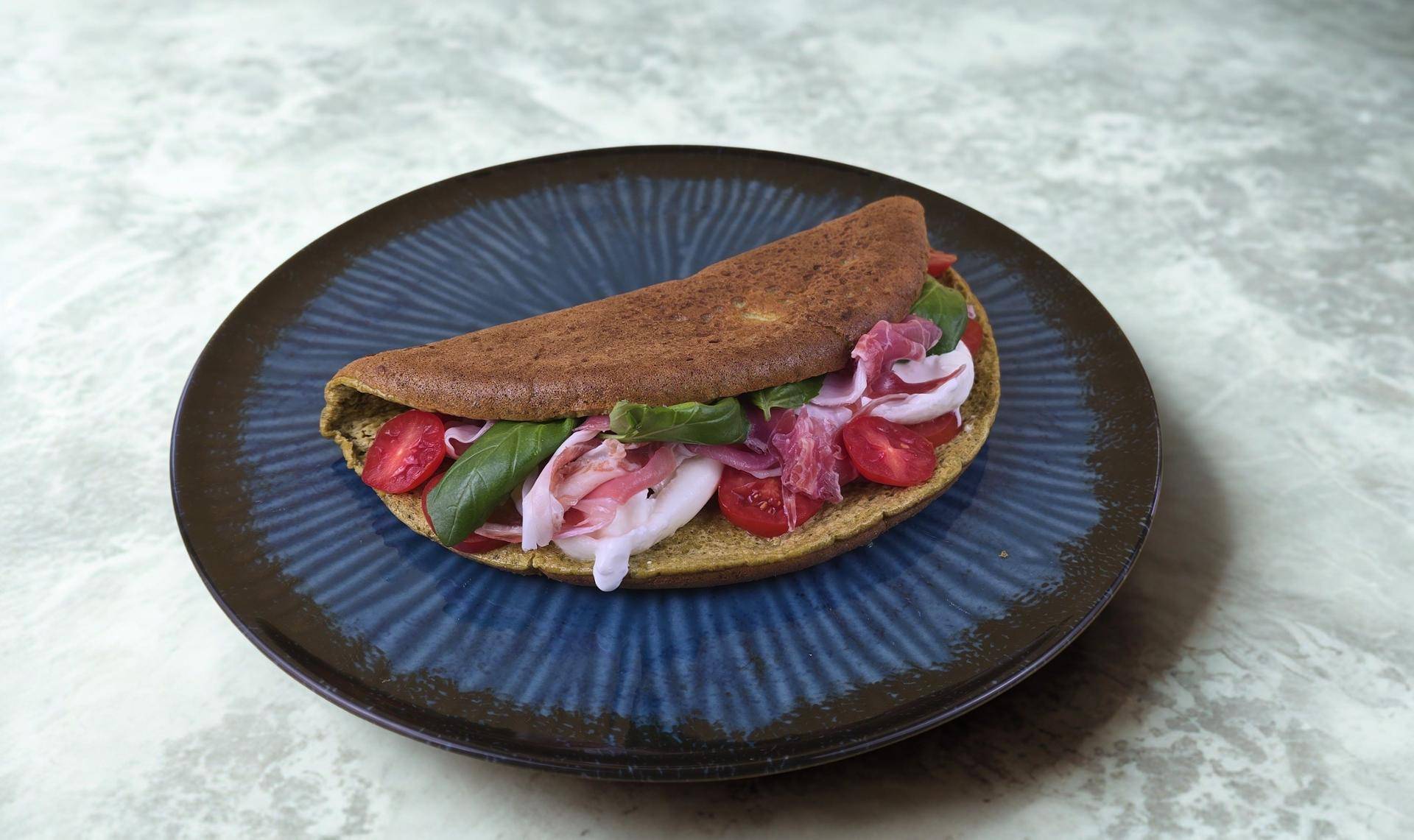 Omlet z pesto i burratą - przepisy Patelnie i Garnki | Tefal