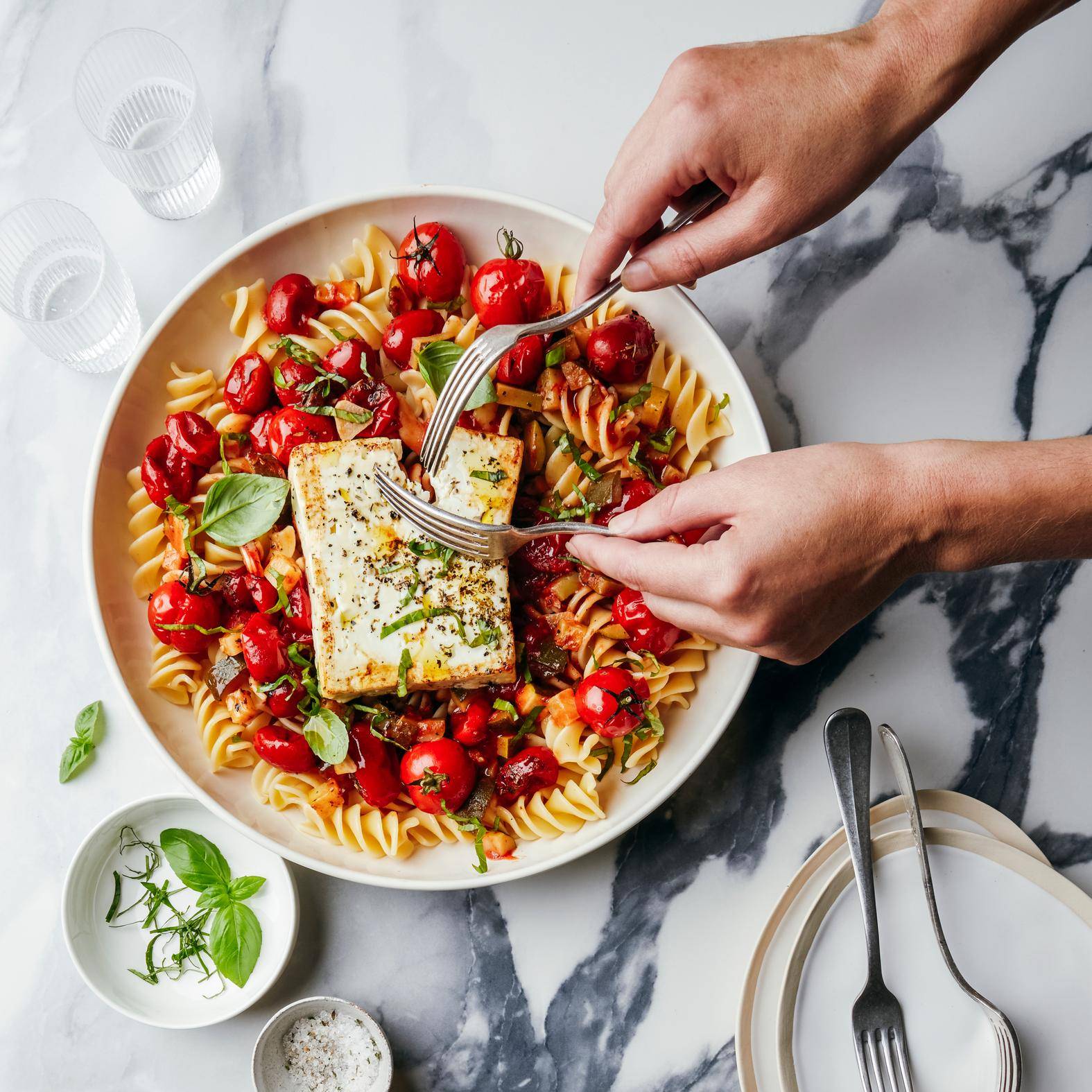 Zapiekany makaron z serem feta - przepisy OptiGrill 2in1 | Tefal