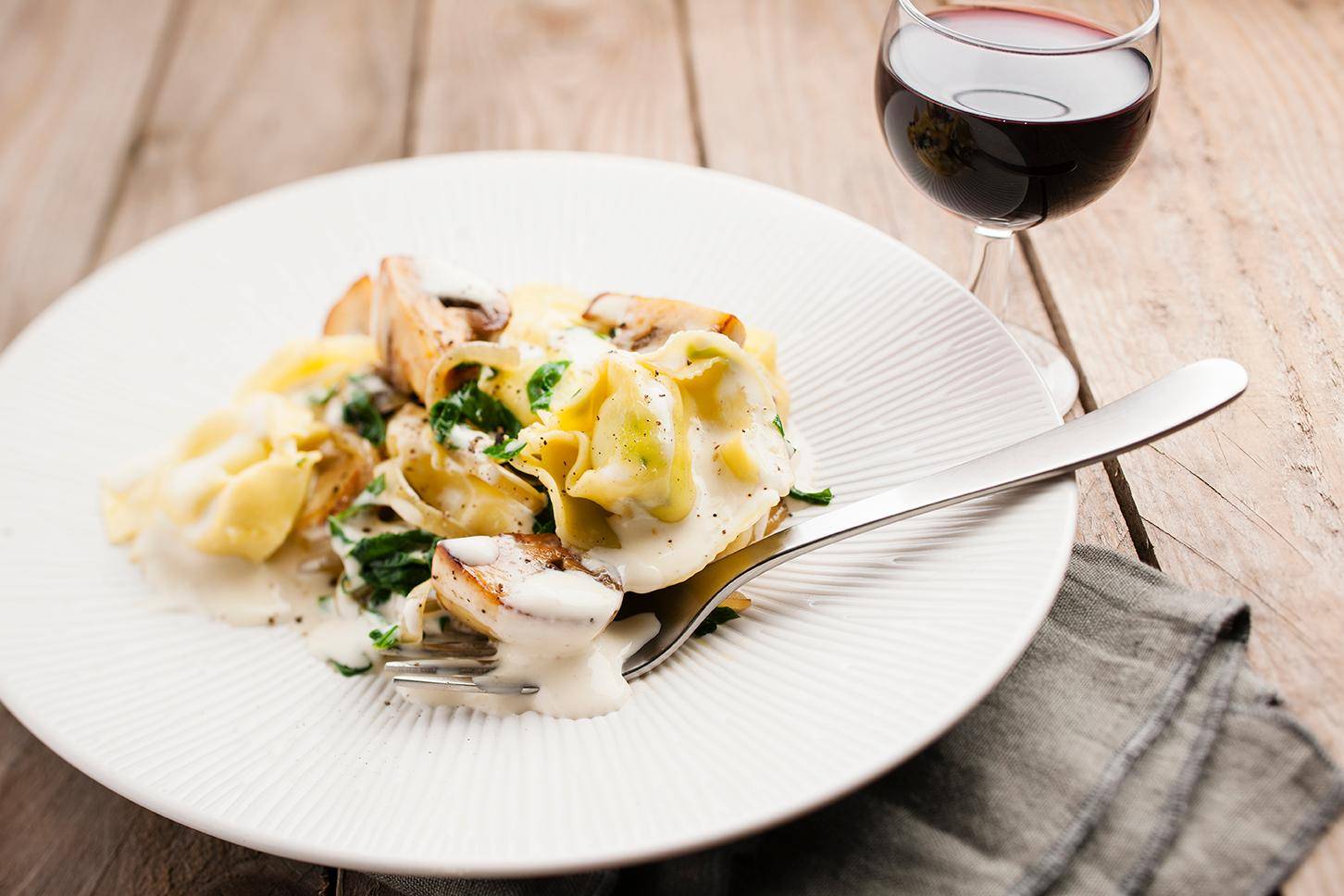 Tortellini z boczkiem i szpinakiem - przepisy Cook4Me | Tefal