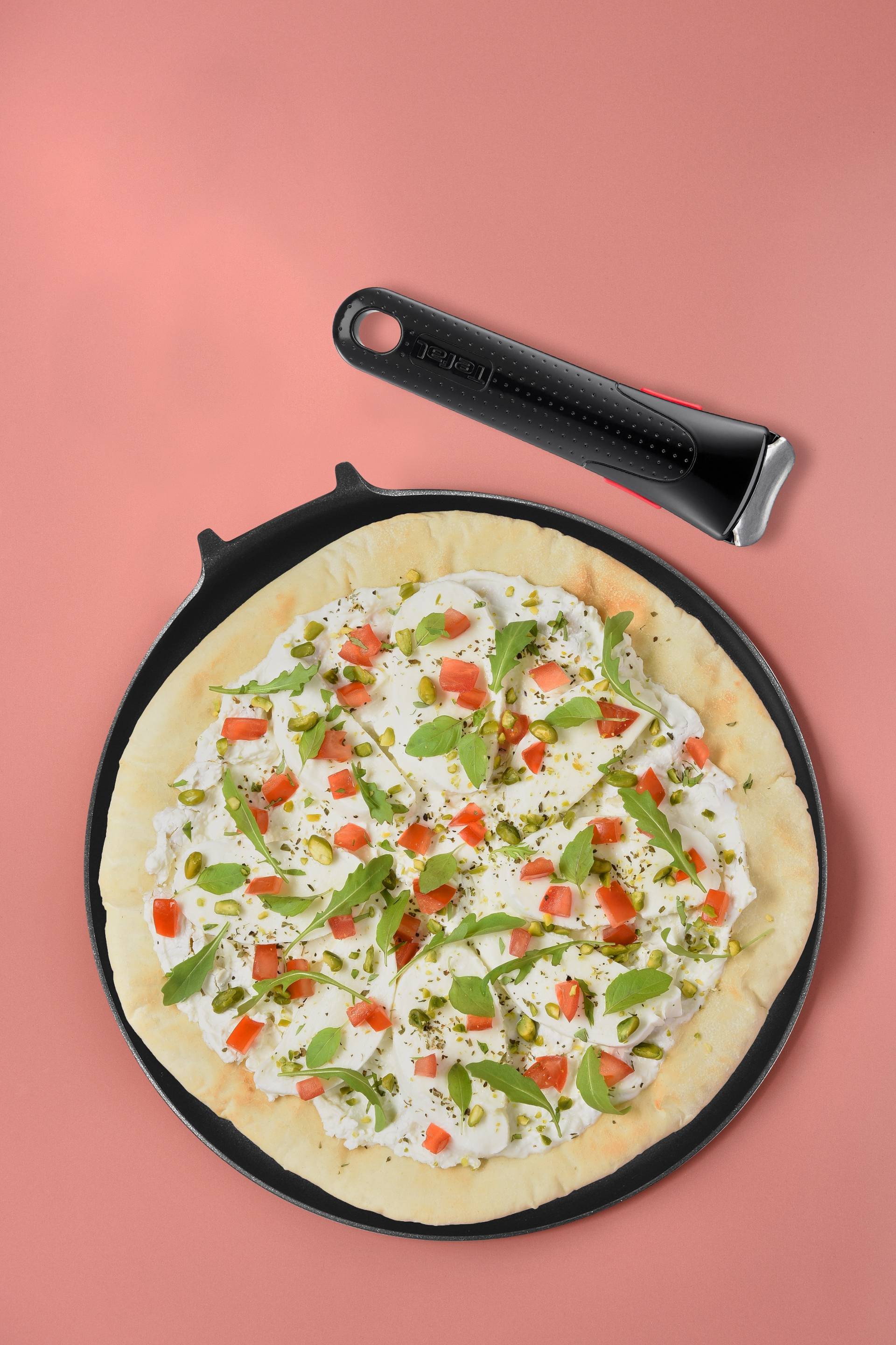 Pizza na białym spodzie z serem kozim - przepisy Patelnie i Garnki | Tefal
