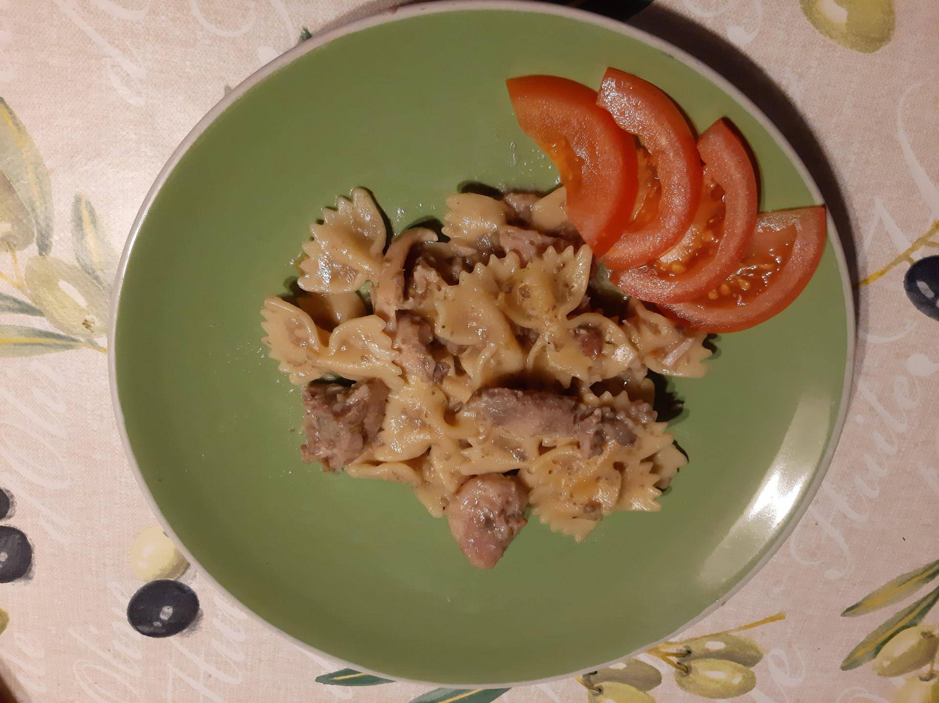 Lekki makaron z kurczakiem i pieczarkami - przepisy Cookeo V3 | Tefal