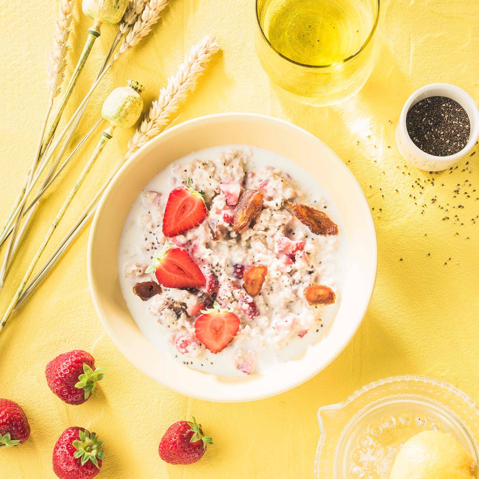 Owsianka truskawkowo-kokosowa - przepisy Cook4Me | Tefal