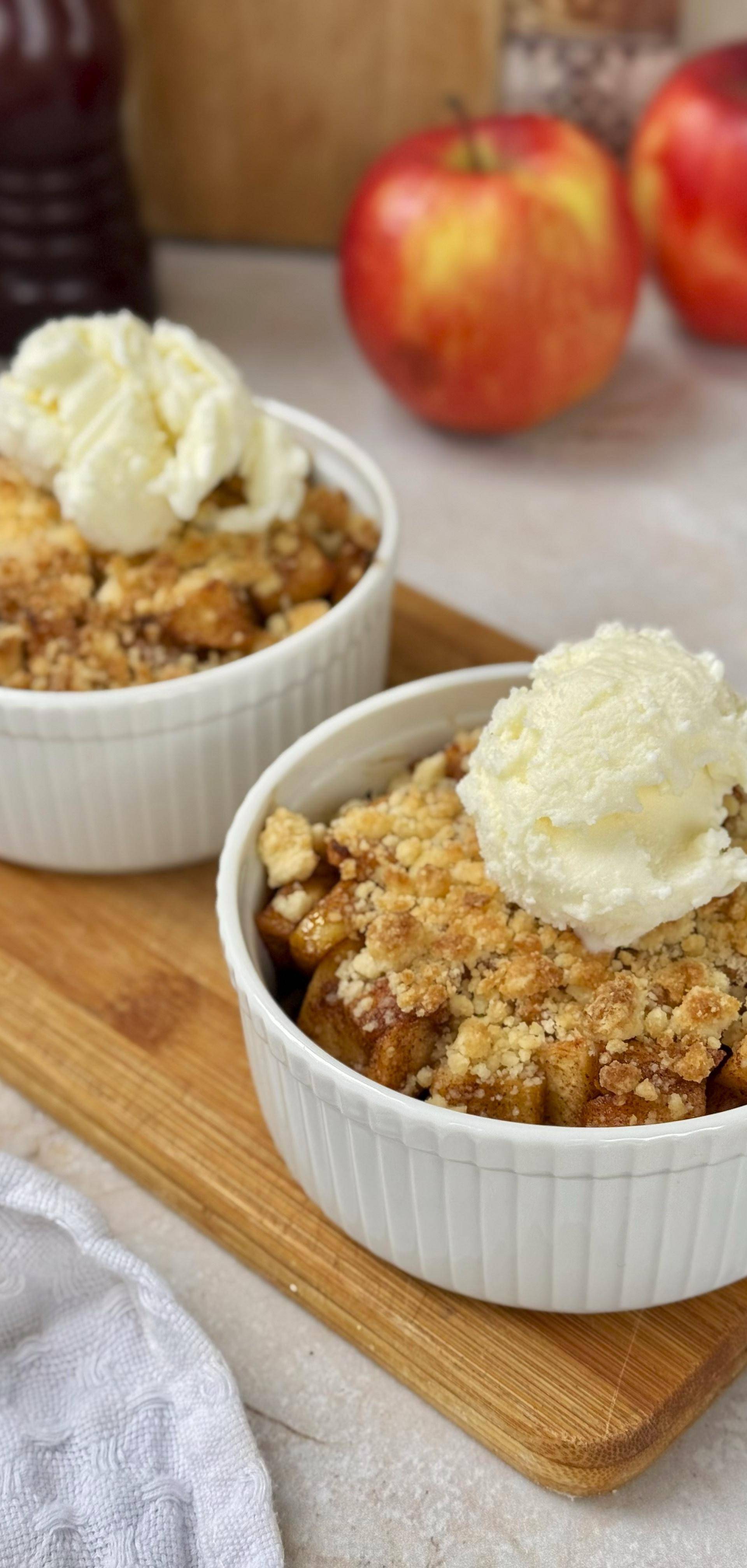 Szarlotka z kruszonką - przepisy EASY FRY & GRILL 2 in 1 MECHANICAL | Tefal