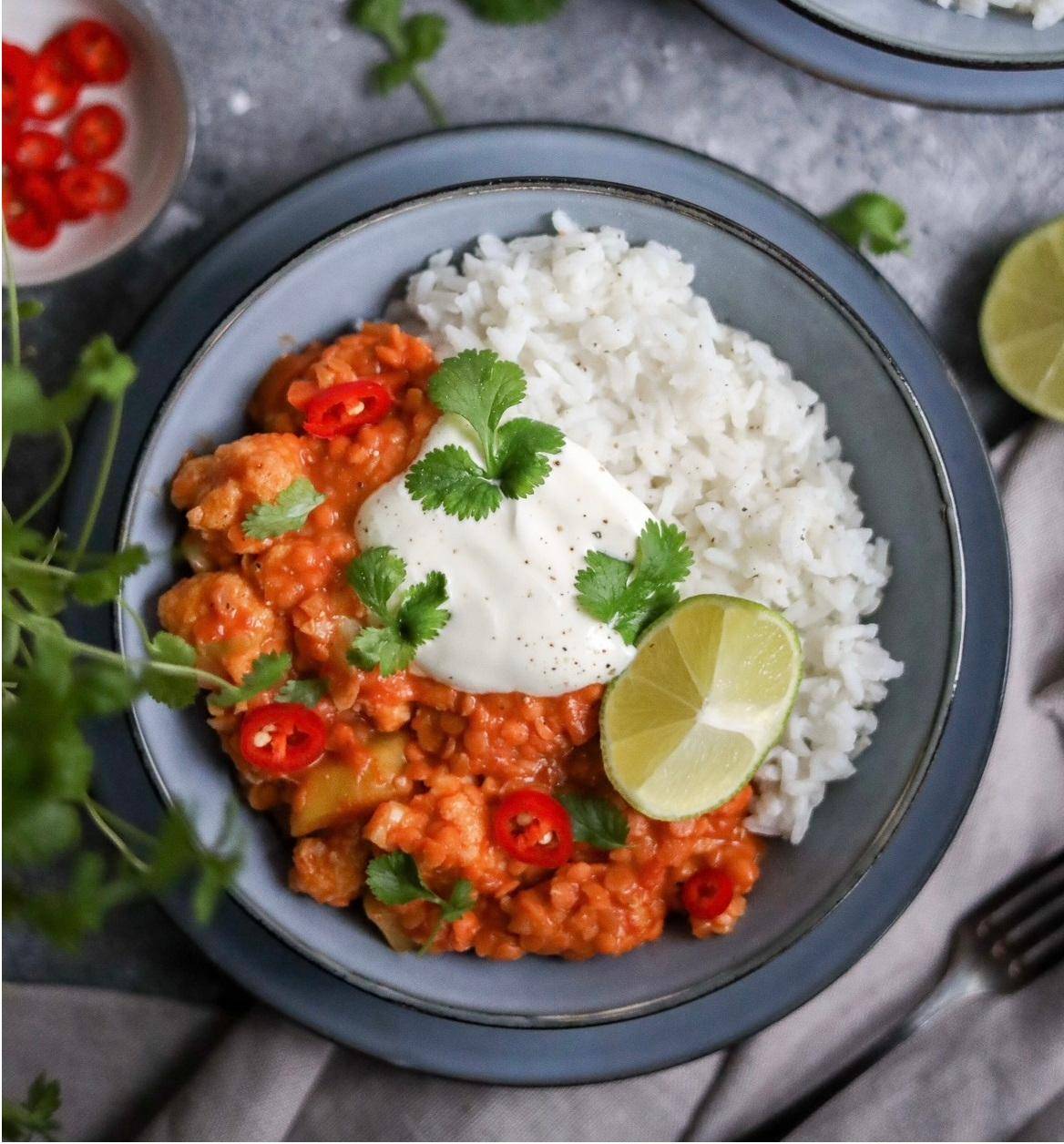 Curry z soczewicą i kalafiorem - przepisy Cook4Me | Tefal