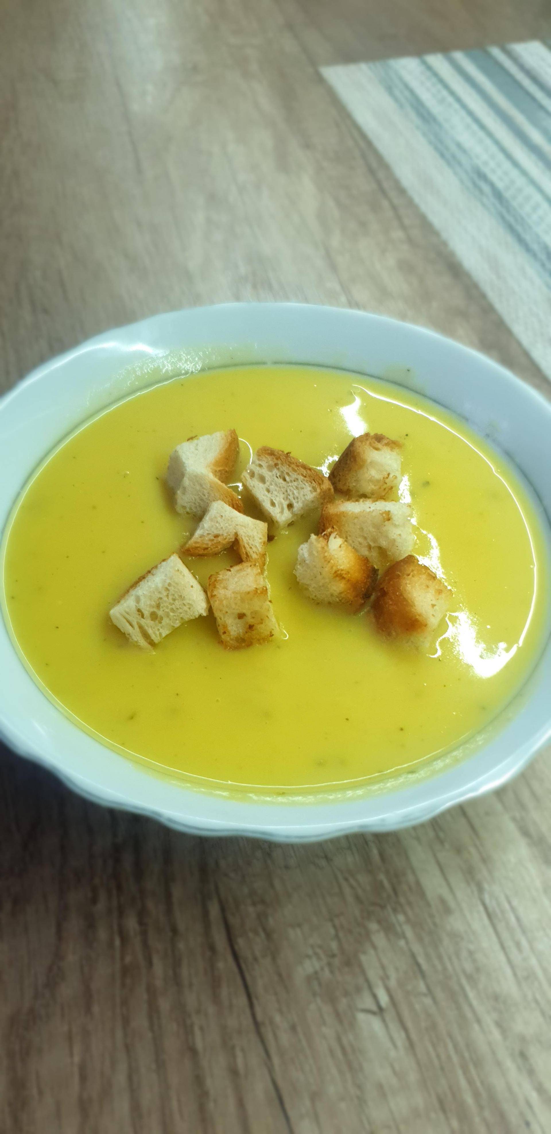 Zupa czosnkowa - przepisy Cookeo V3 | Tefal