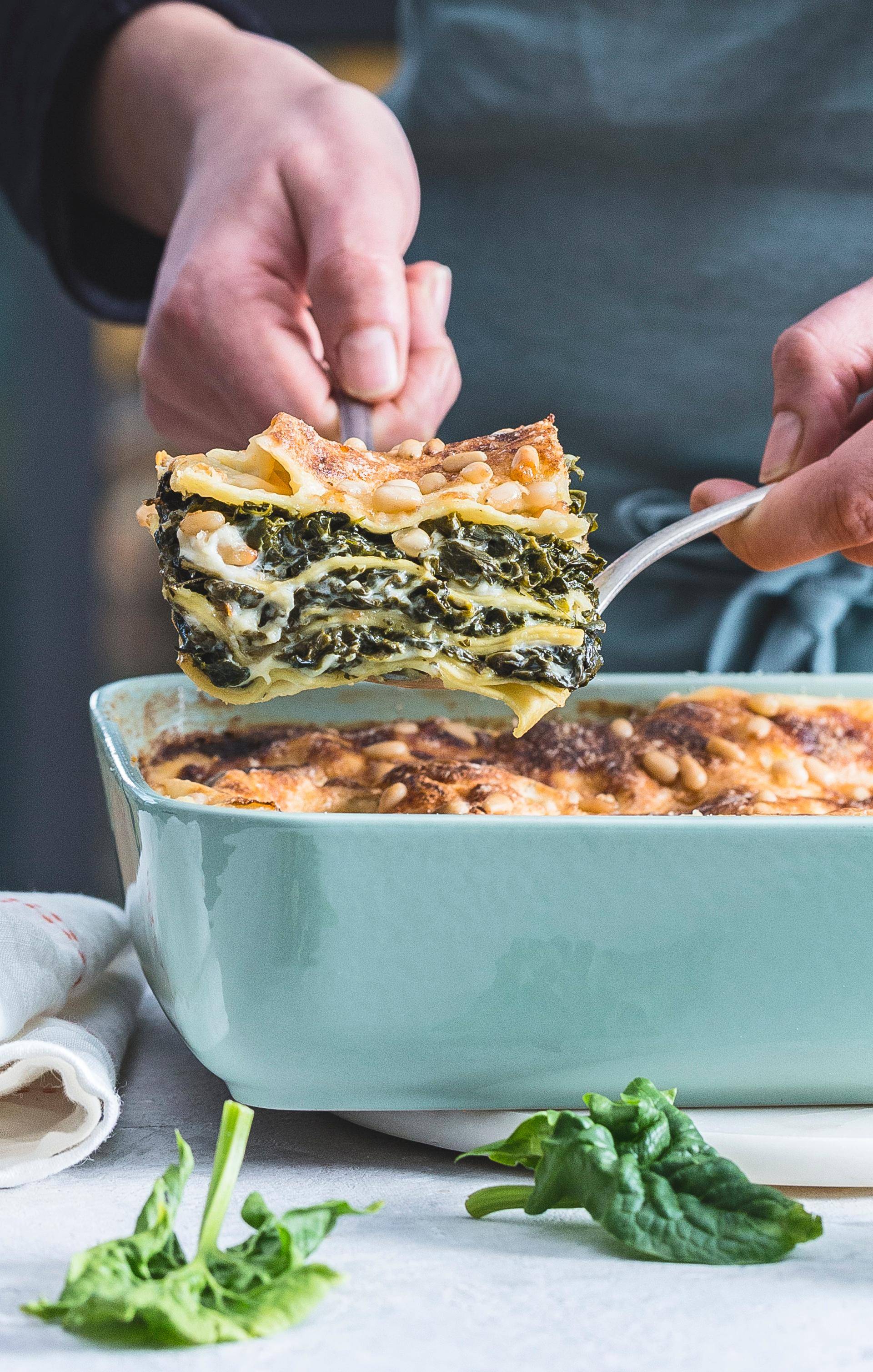 Lasagne ze szpinakiem i beszamelem - przepisy Patelnie i Garnki | Tefal