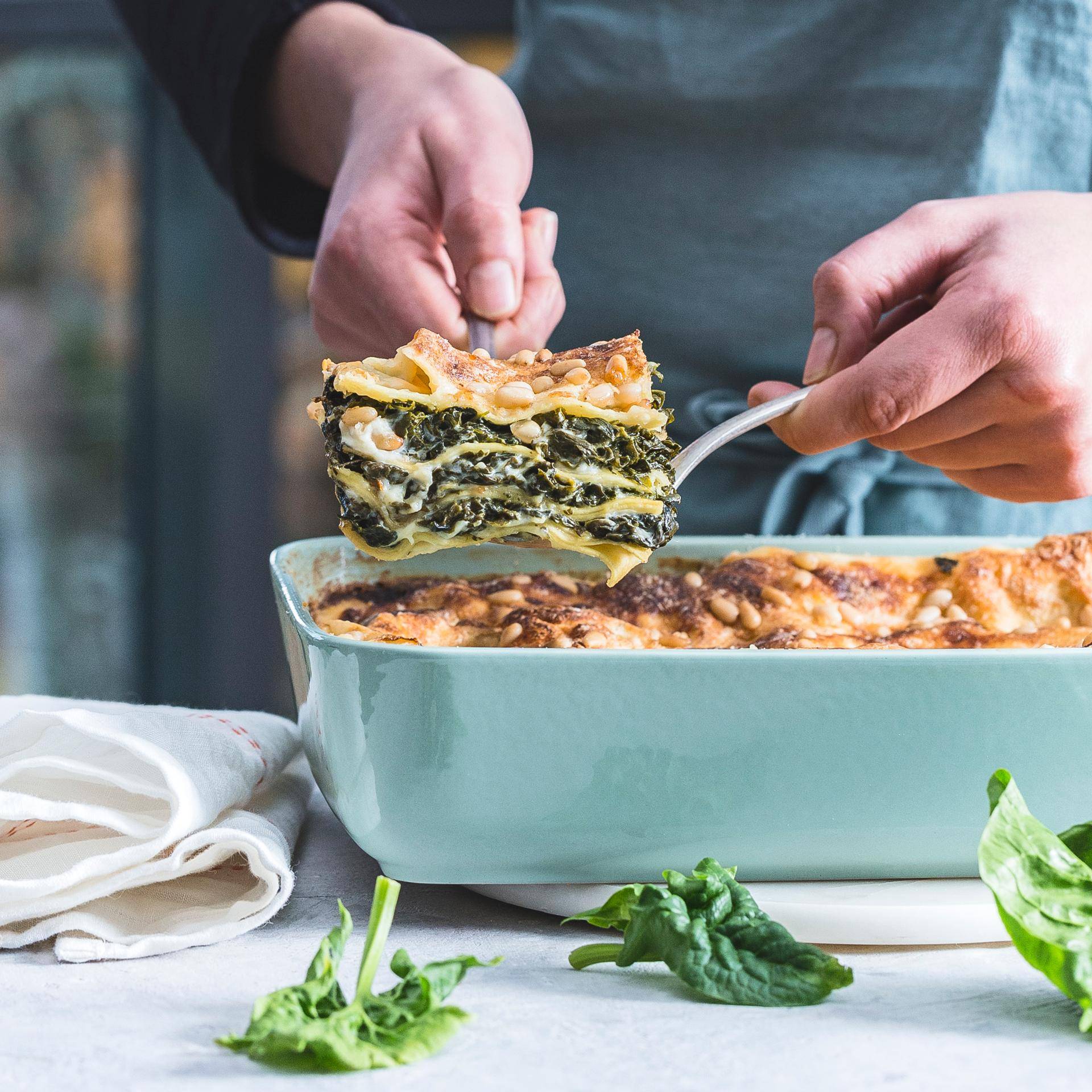 Lasagne ze szpinakiem i beszamelem - przepisy Patelnie i Garnki | Tefal