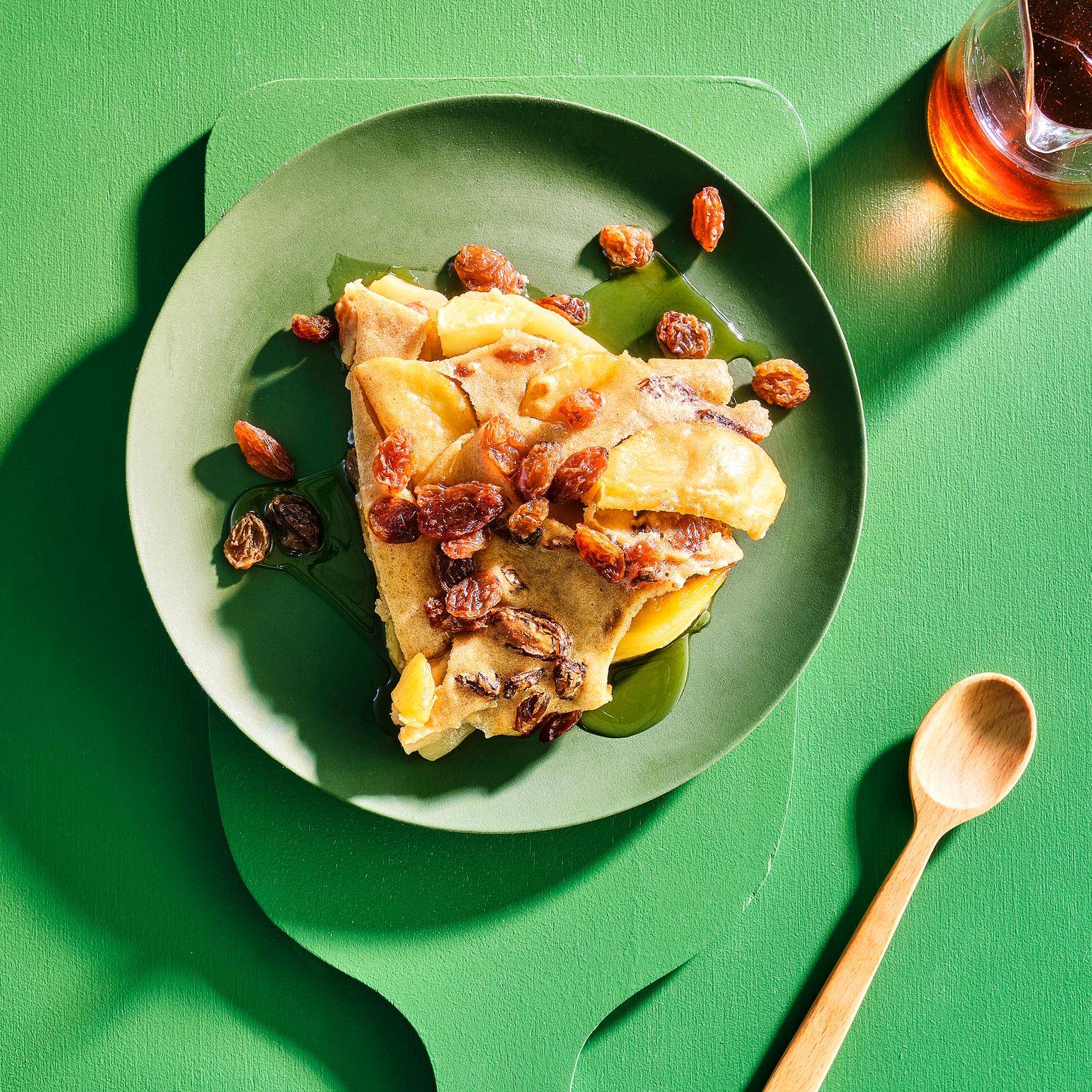 Dutch baby z karmelizowanymi jabłkami - przepisy Patelnie i Garnki | Tefal