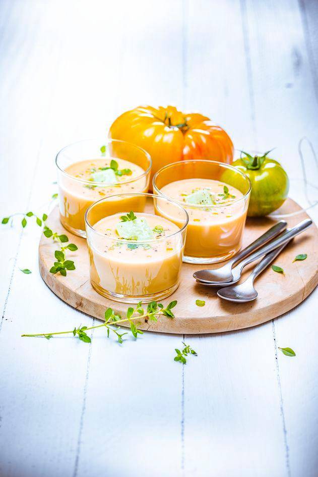 Gazpacho z żółtych pomidorów z kostkami mrożonych zielonych pomidorów - przepisy Perfectmix + | Tefal