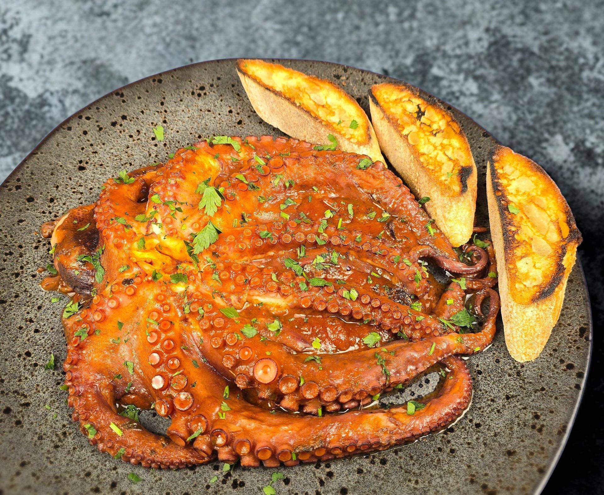 Kalmary w pomidorach - przepisy Cook4Me | Tefal