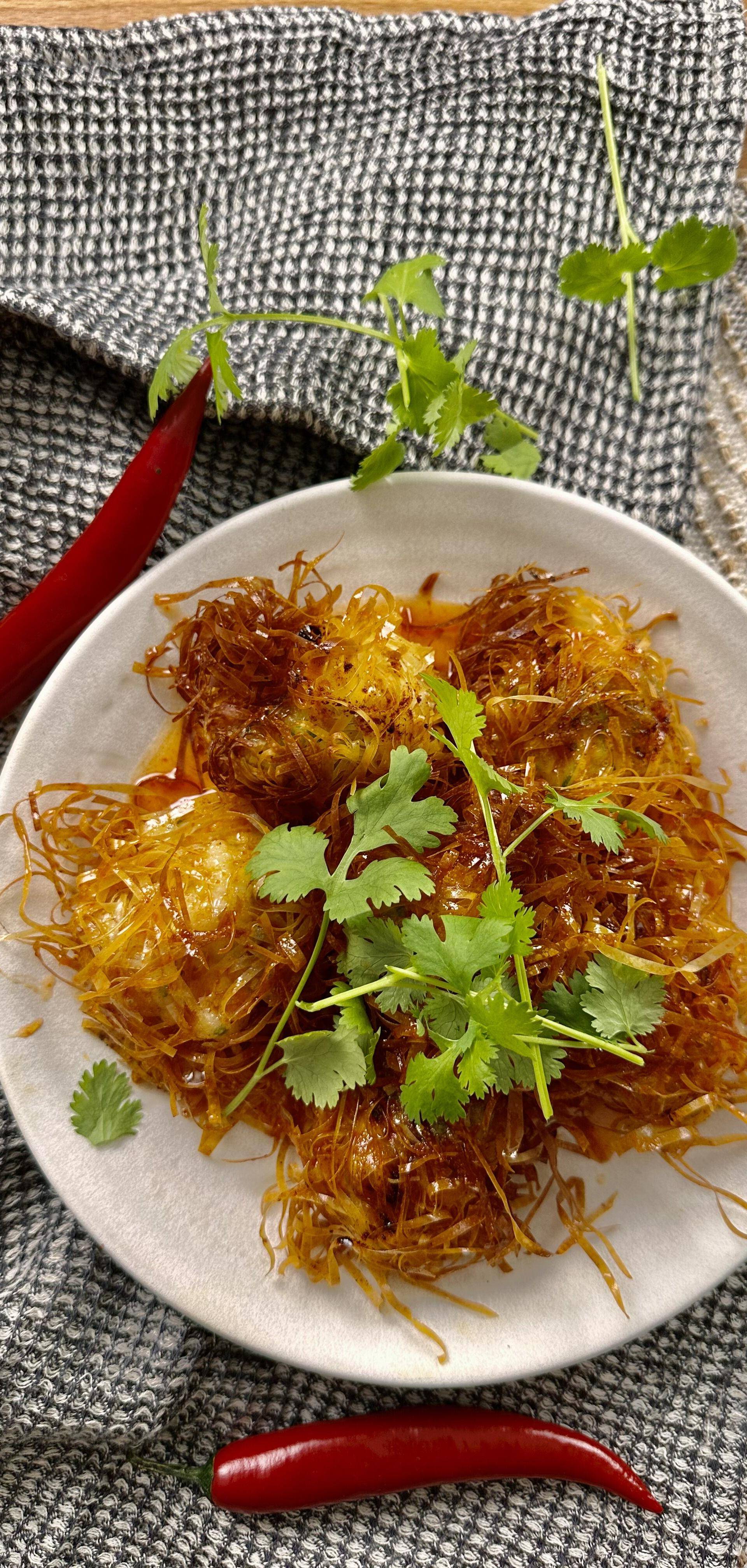 Shrimp balls, chrupiące pulpeciki z krewetek w ostrym sosie - przepisy Cook4Me | Tefal