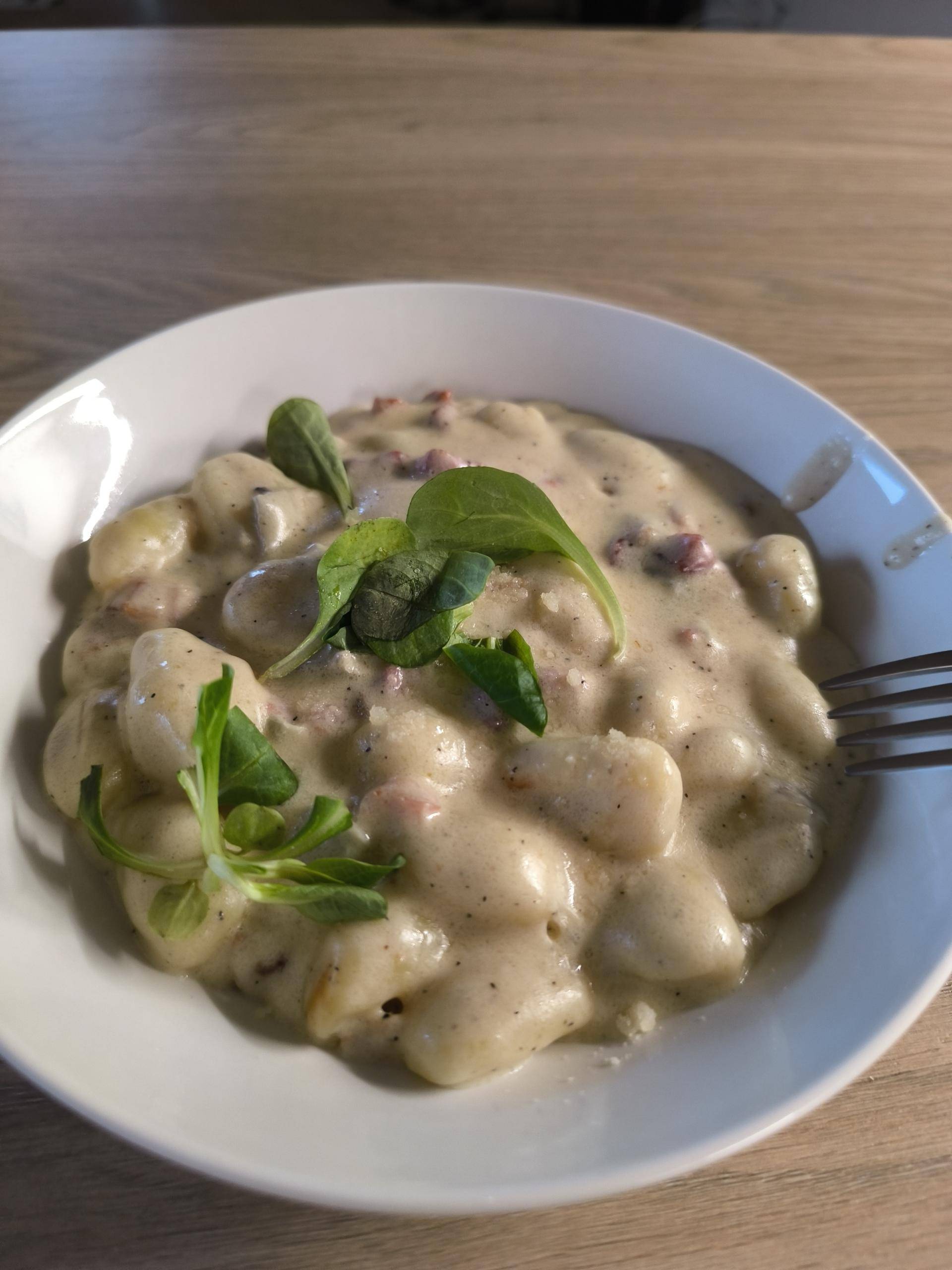 Gnocchi z serem gorgonzola i boczkiem - przepisy Cookeo V3 | Tefal