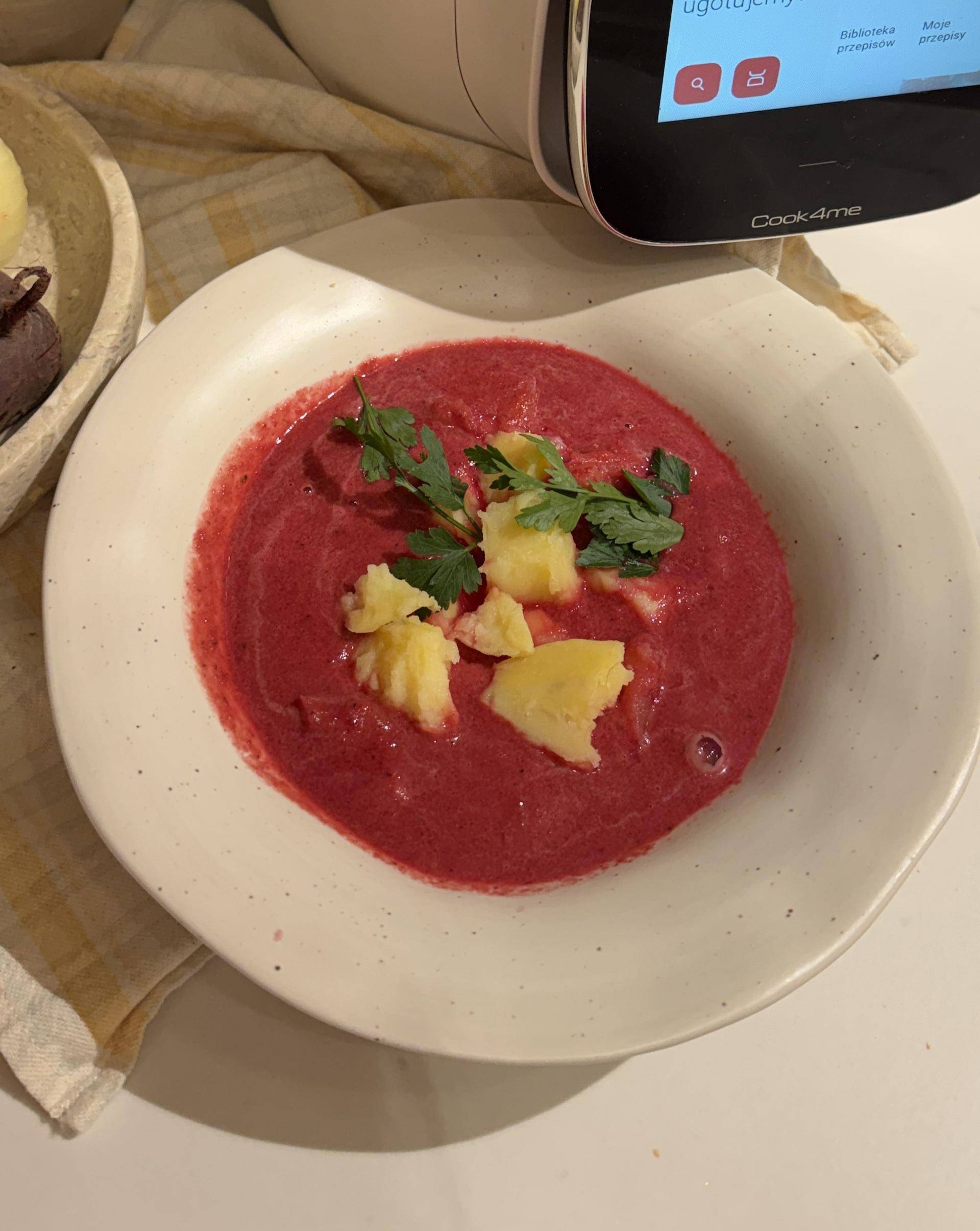 Kremowa zupa z buraków z ziemniakami - przepisy Cook4Me | Tefal