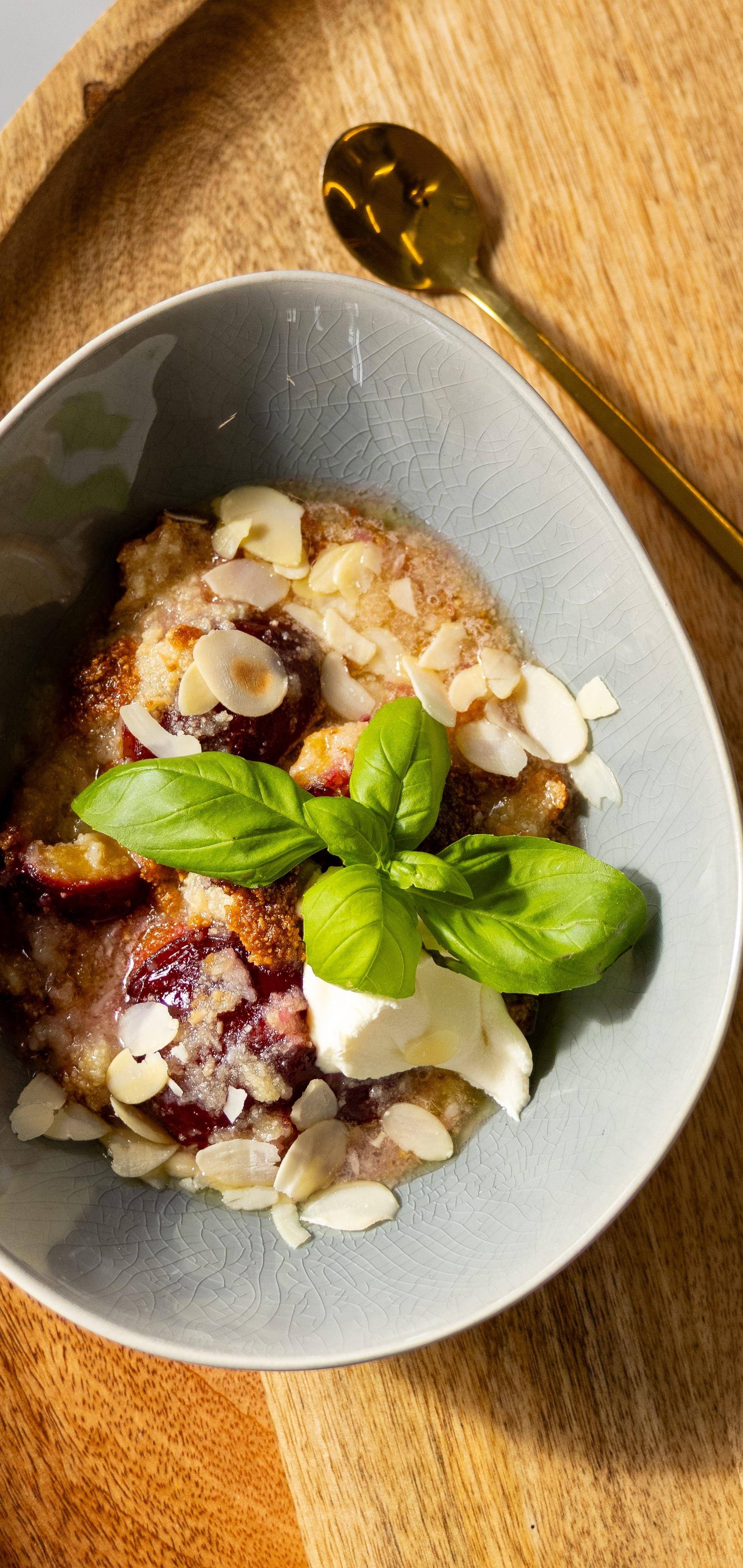 Śliwki pod kruszonką wg Pati Sołtysik - przepisy Cook4Me | Tefal