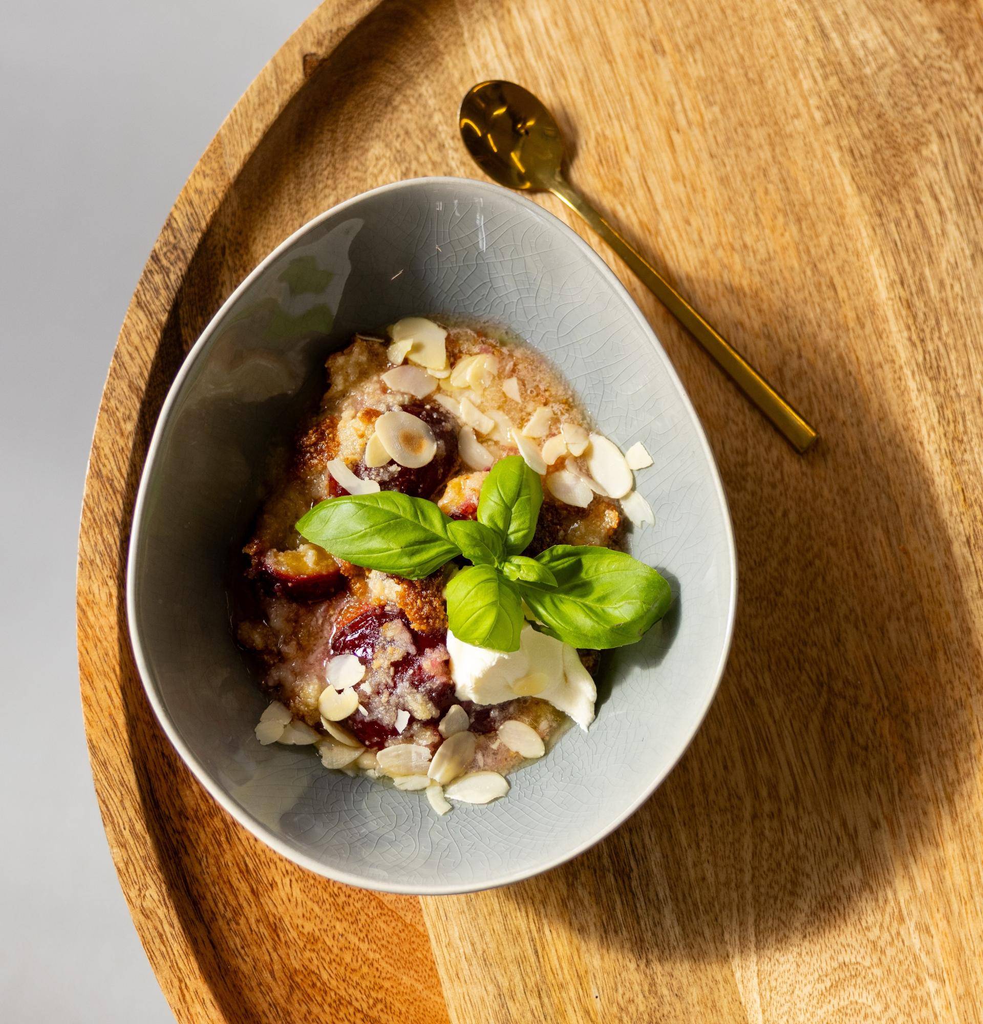 Śliwki pod kruszonką - przepisy Cook4Me | Tefal