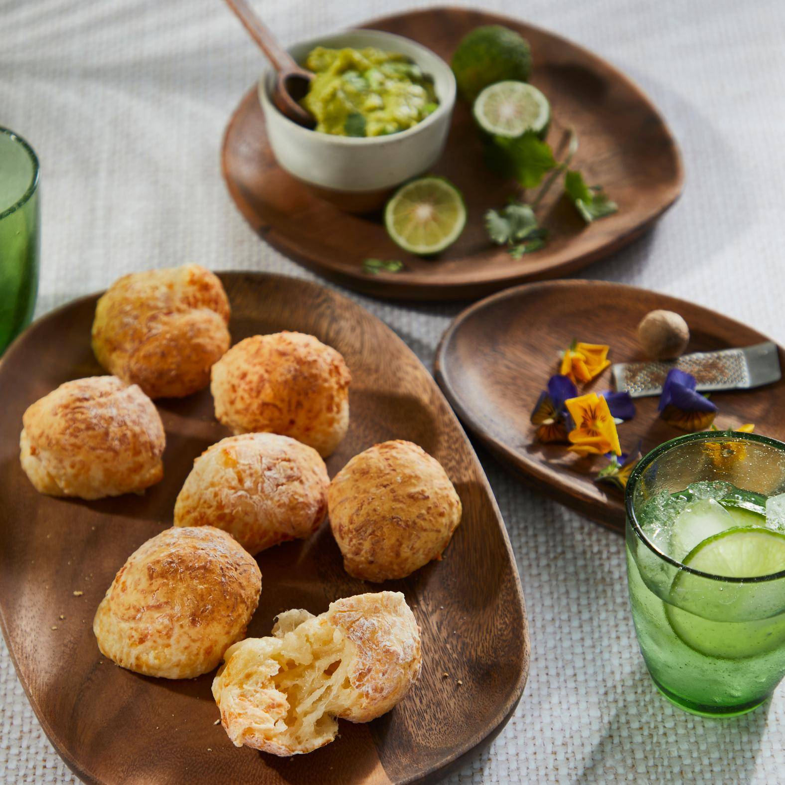 Brazylijskie bułeczki serowe (Pão de queijo) - przepisy EASY FRY & GRILL 2 in 1 MECHANICAL | Tefal