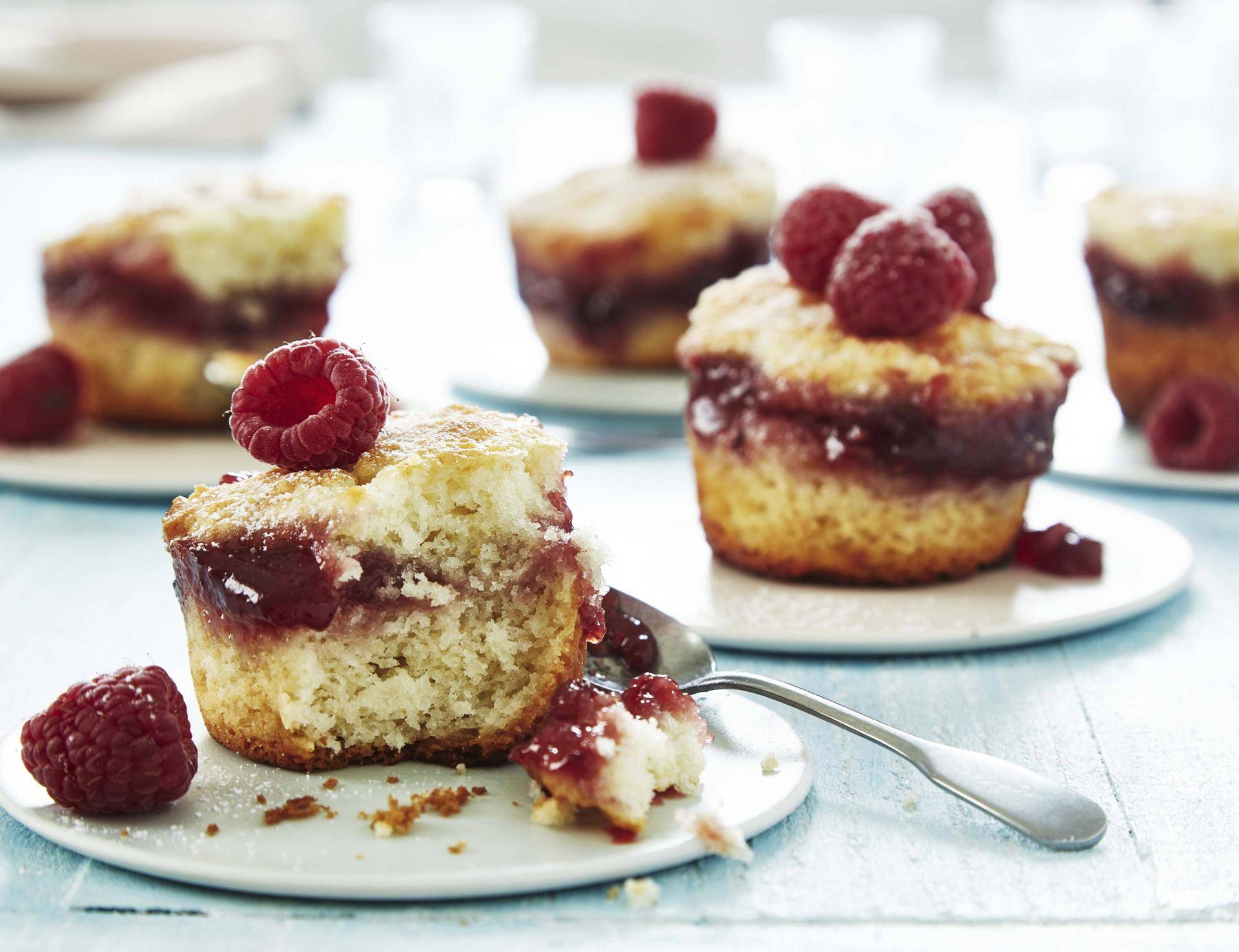Malinowe ciastka z płynnym środkiem - przepisy Cake Factory | Tefal