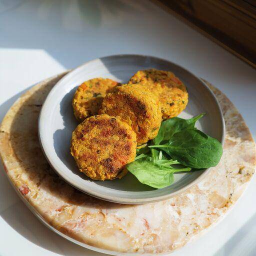 Kotlety z czerwonej soczewicy i batatów - przepisy Patelnie i Garnki | Tefal