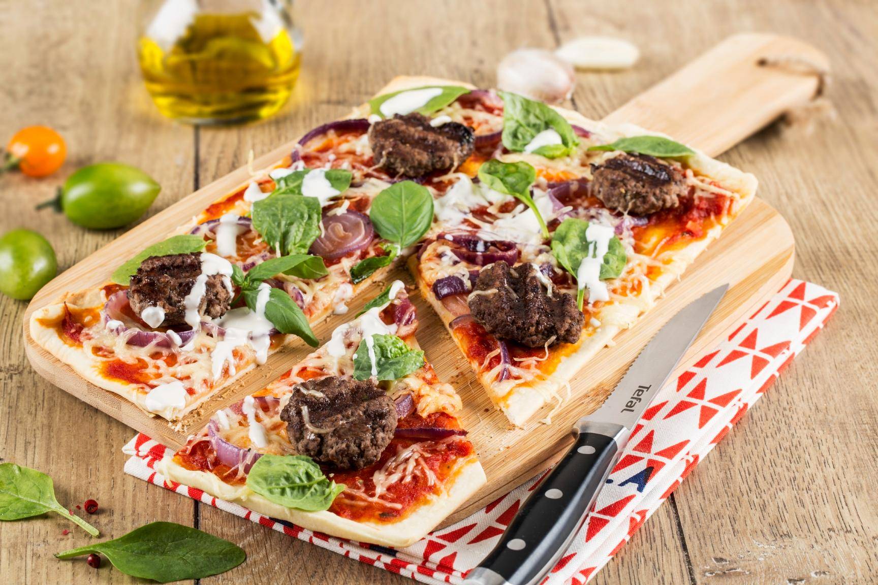 Pizza dla mięsożerców - przepisy OptiGrill + | Tefal