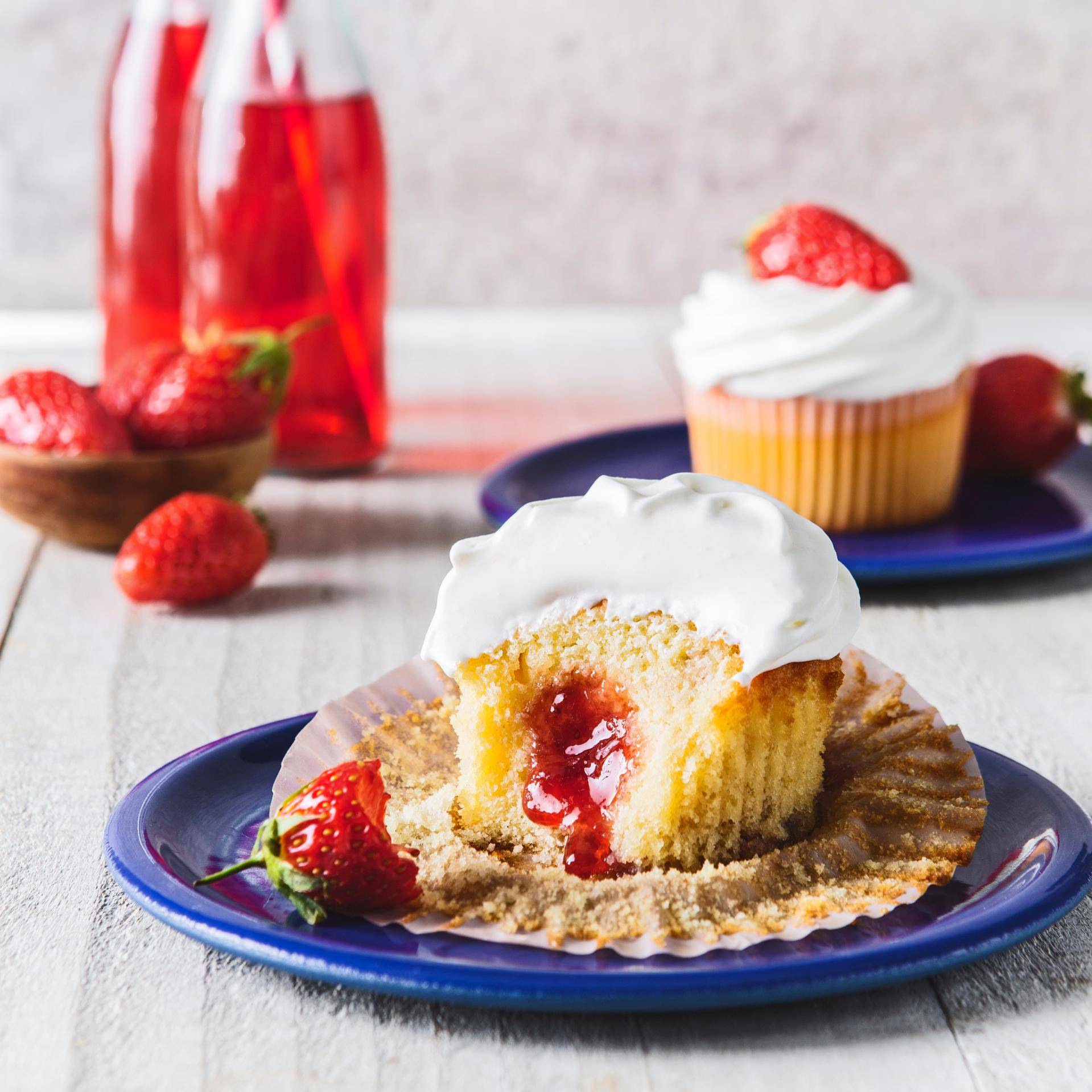 Babeczki truskawkowe - przepisy Cake Factory | Tefal