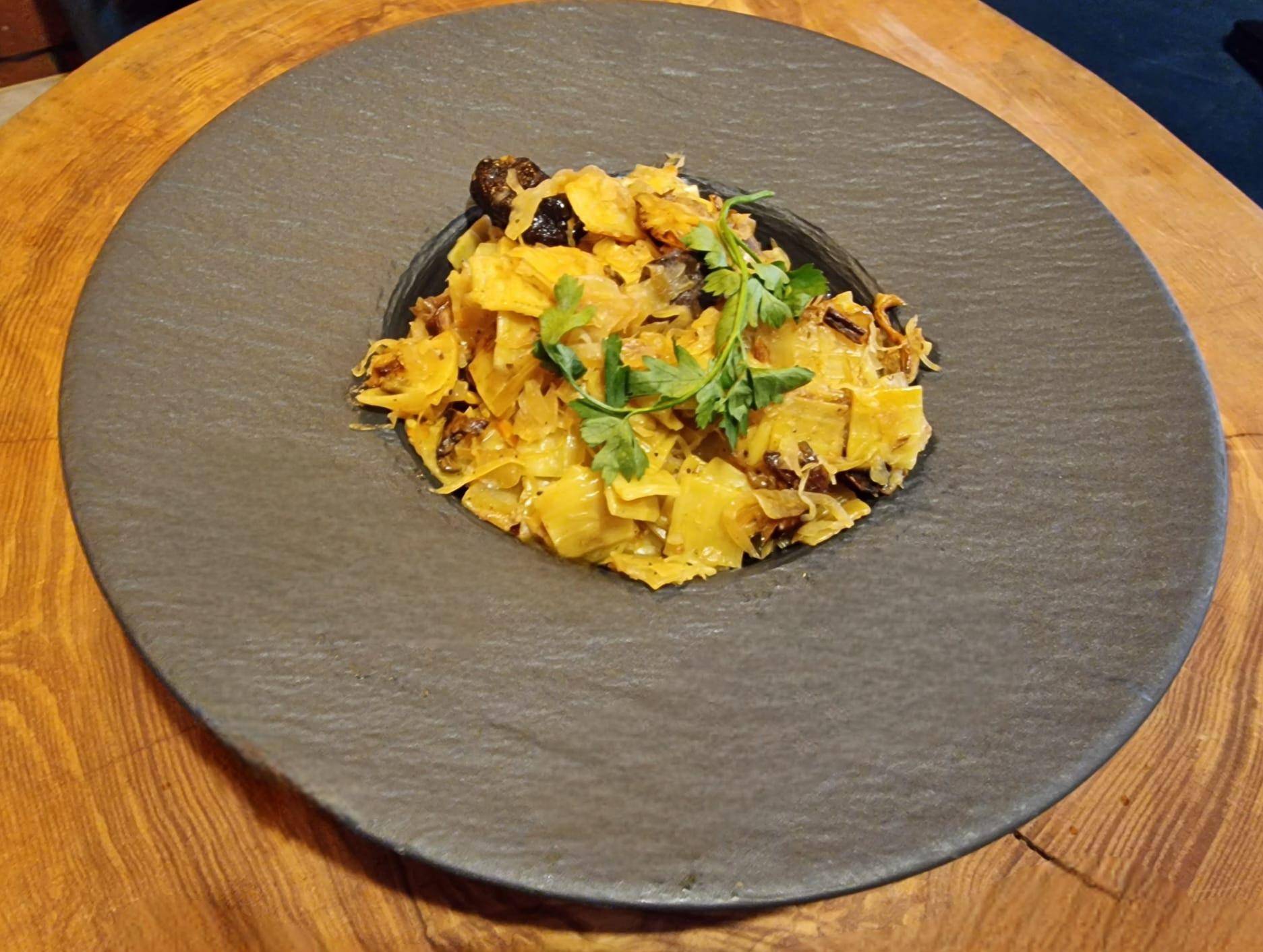 Wigilijne łazanki ze śliwką i grzybami - przepisy Cookeo V3 | Tefal